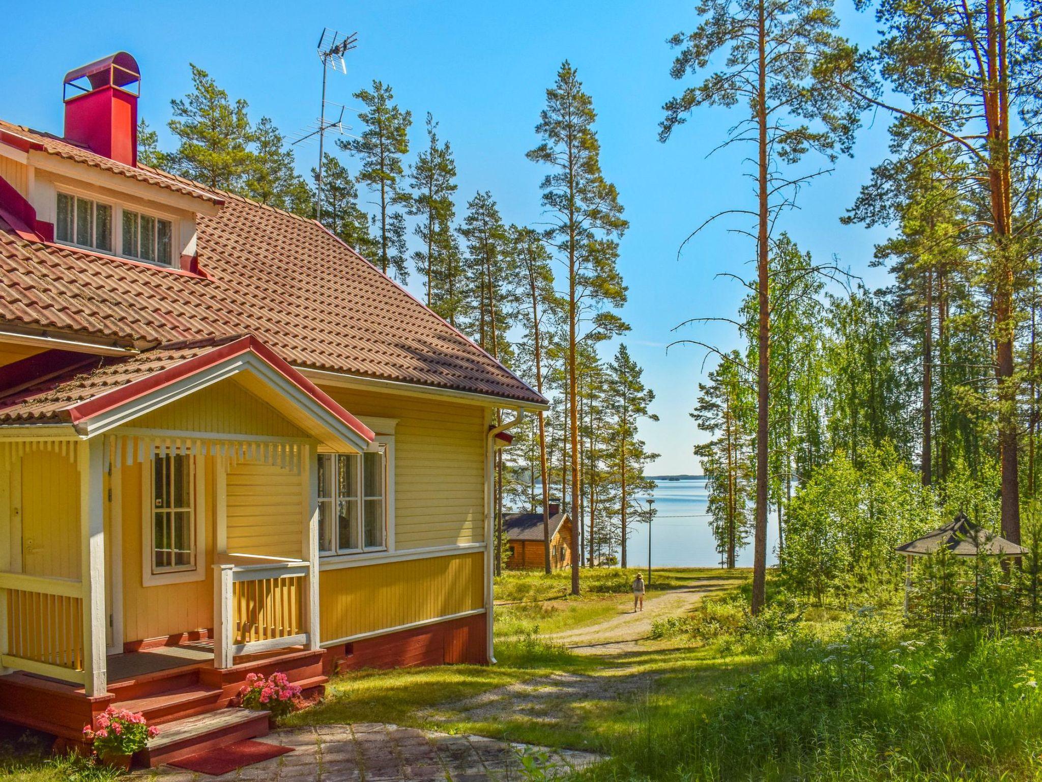 Foto 1 - Casa de 5 habitaciones en Sulkava con sauna