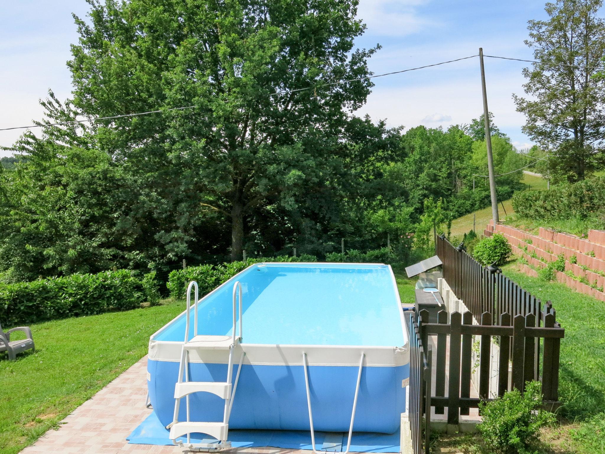 Foto 19 - Casa de 3 quartos em Asti com piscina privada e jardim