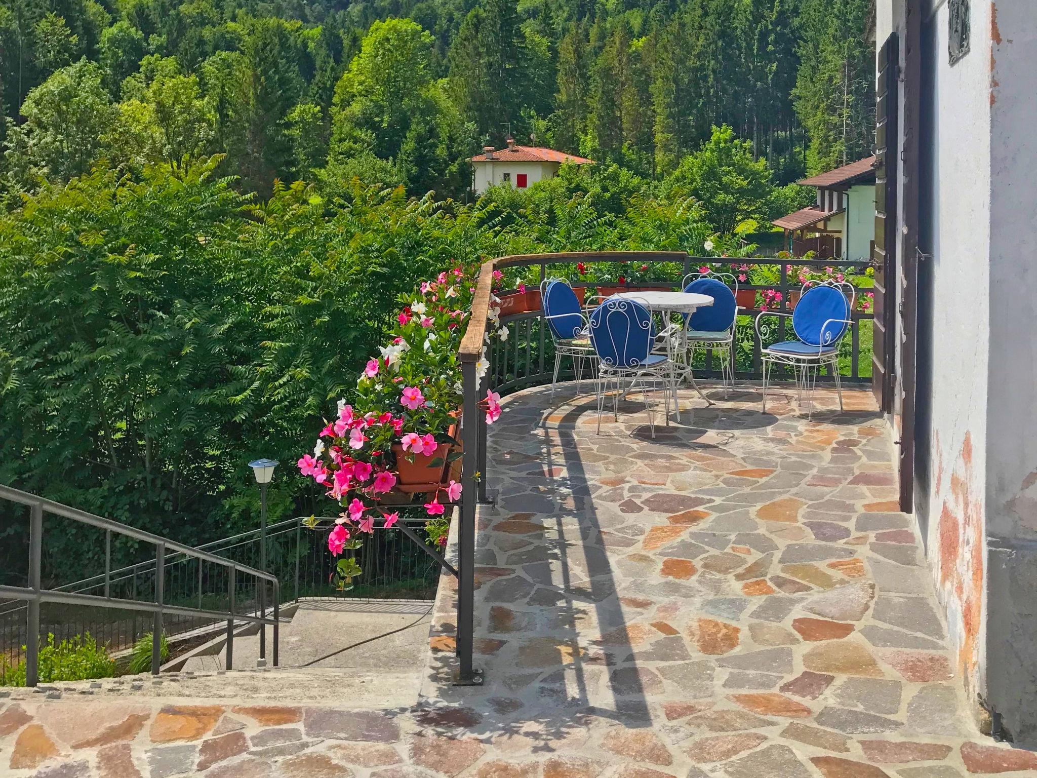 Photo 35 - Maison de 6 chambres à Ledro avec jardin et terrasse