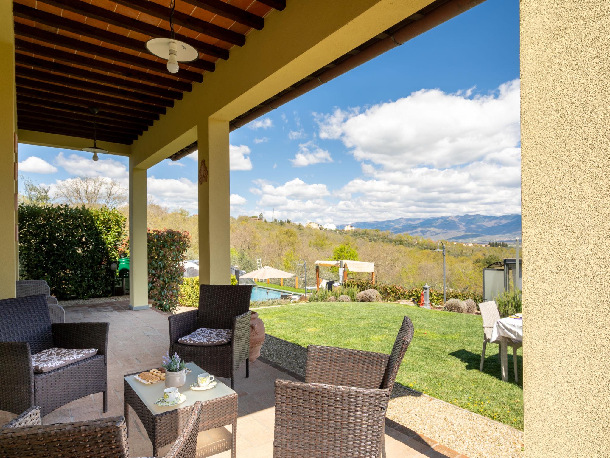 Photo 26 - Maison de 3 chambres à Laterina Pergine Valdarno avec piscine privée et jardin