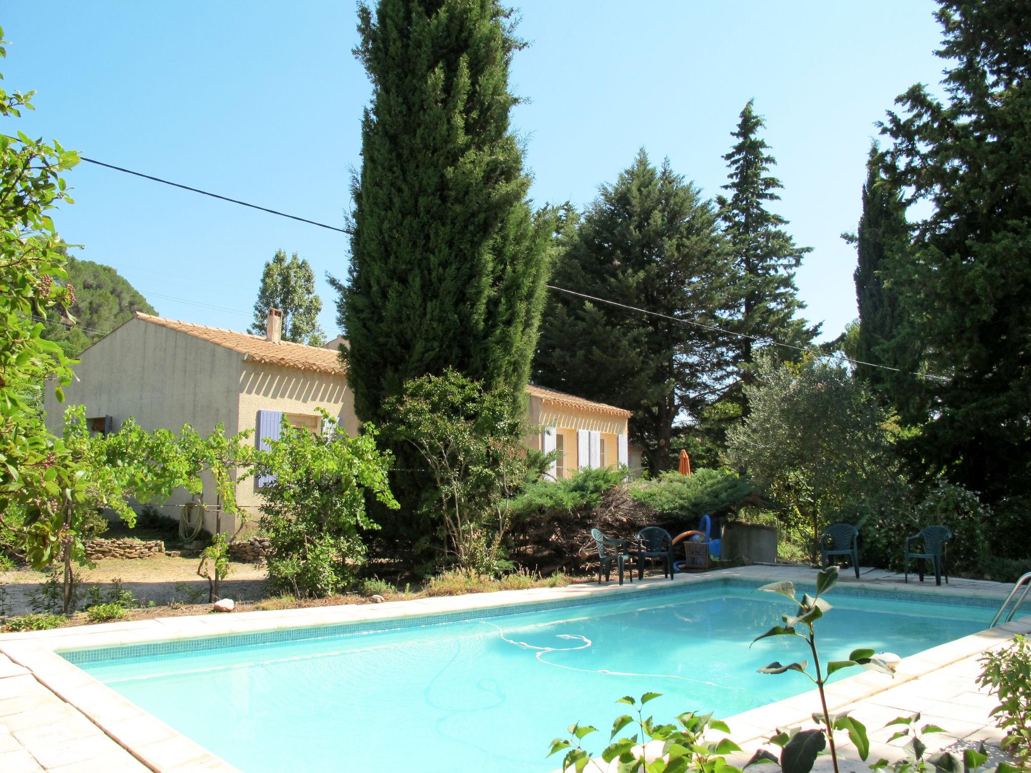 Foto 1 - Casa con 4 camere da letto a Tresques con piscina privata e giardino