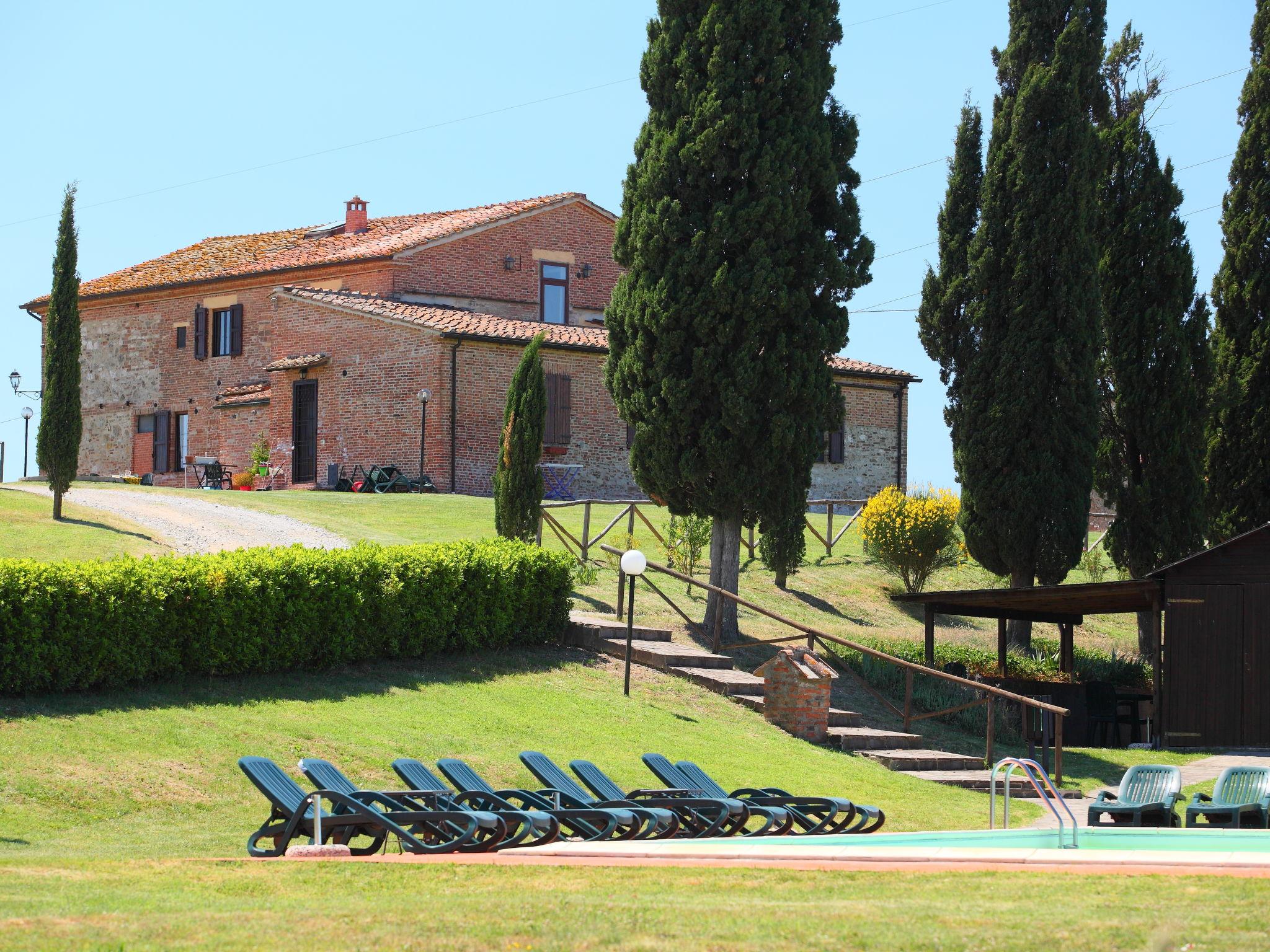 Photo 17 - Maison de 2 chambres à Asciano avec piscine et jardin