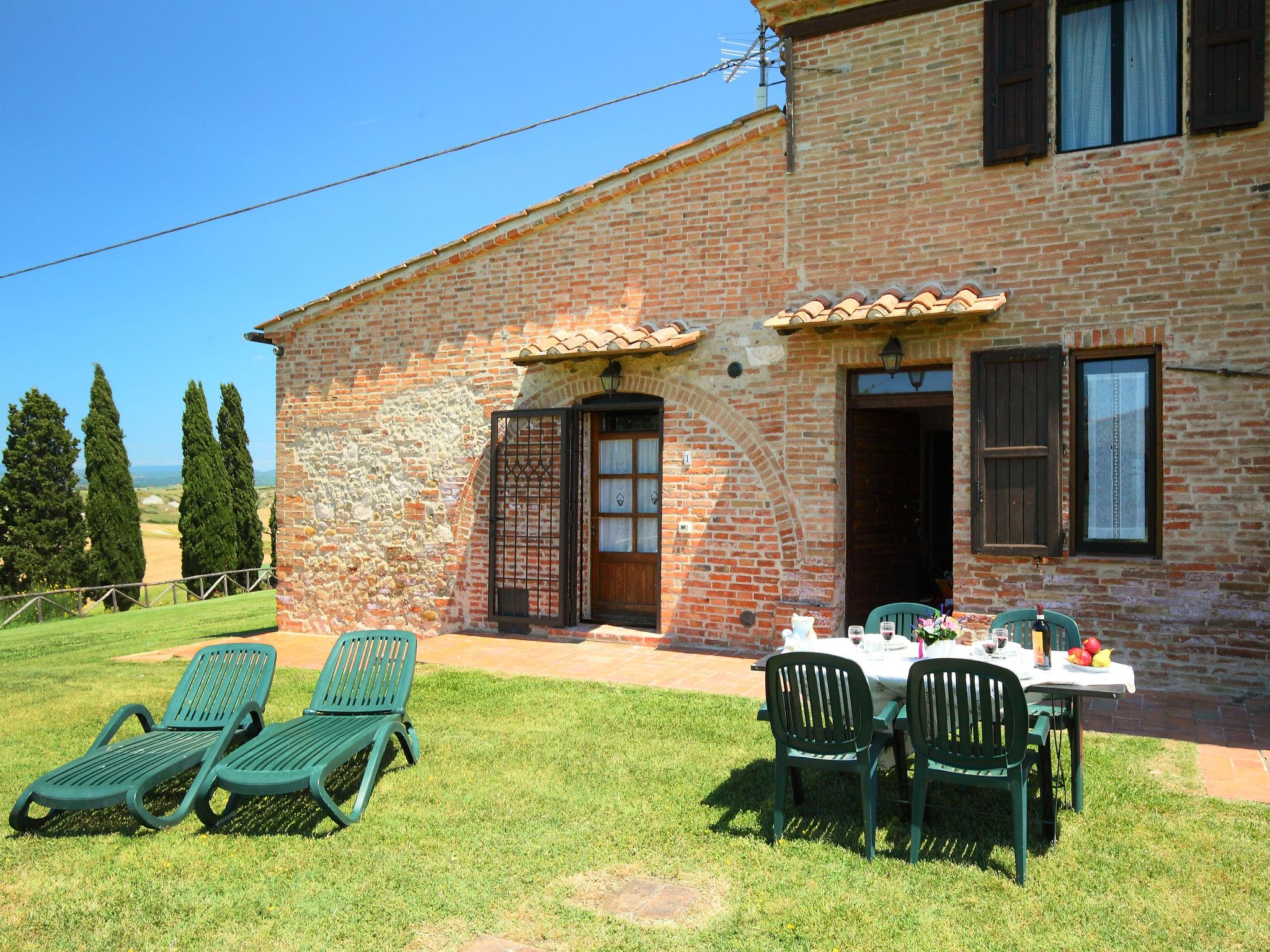 Foto 16 - Appartamento con 2 camere da letto a Asciano con piscina e giardino