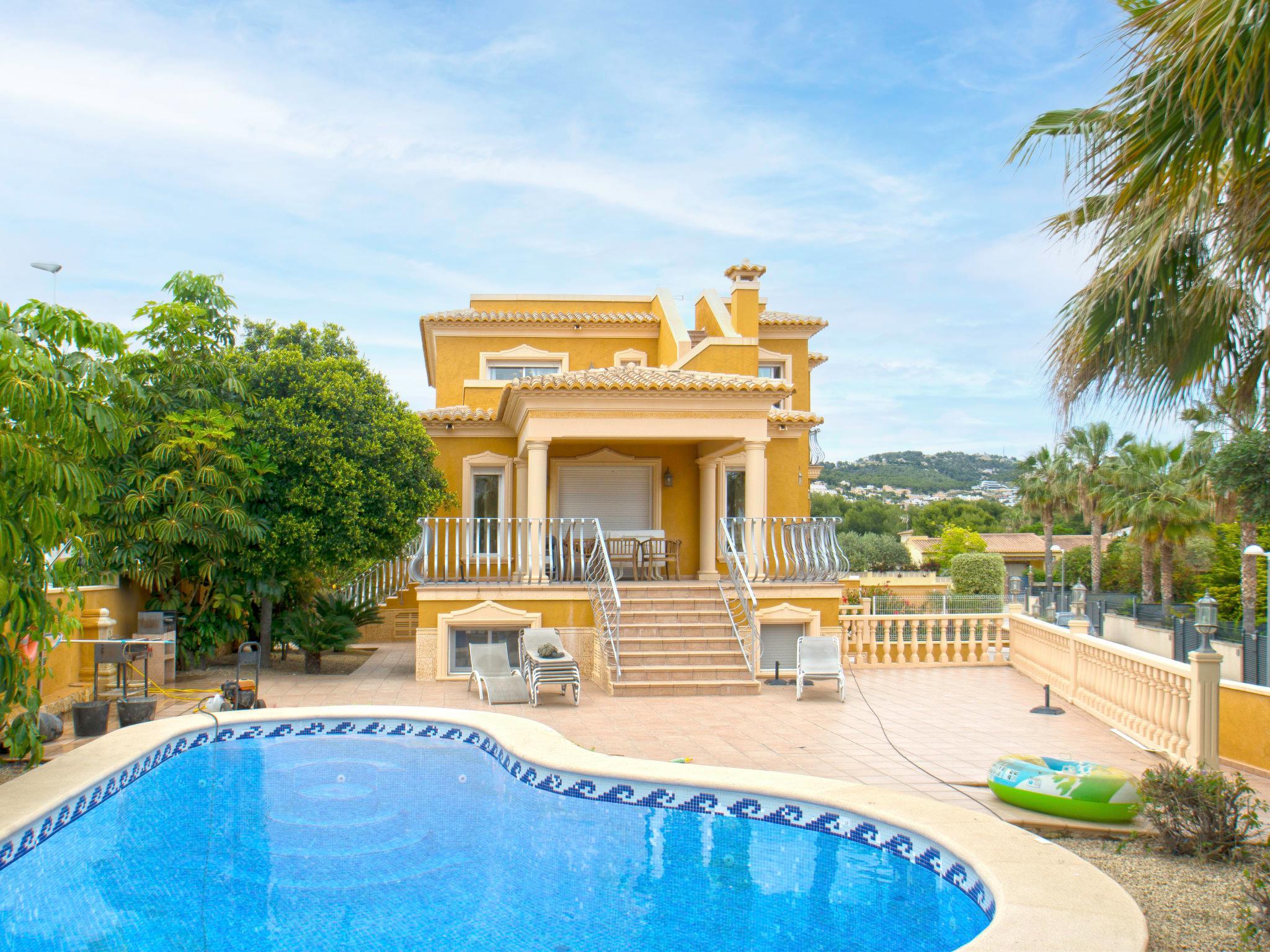 Foto 5 - Casa de 10 quartos em Calp com piscina privada e vistas do mar