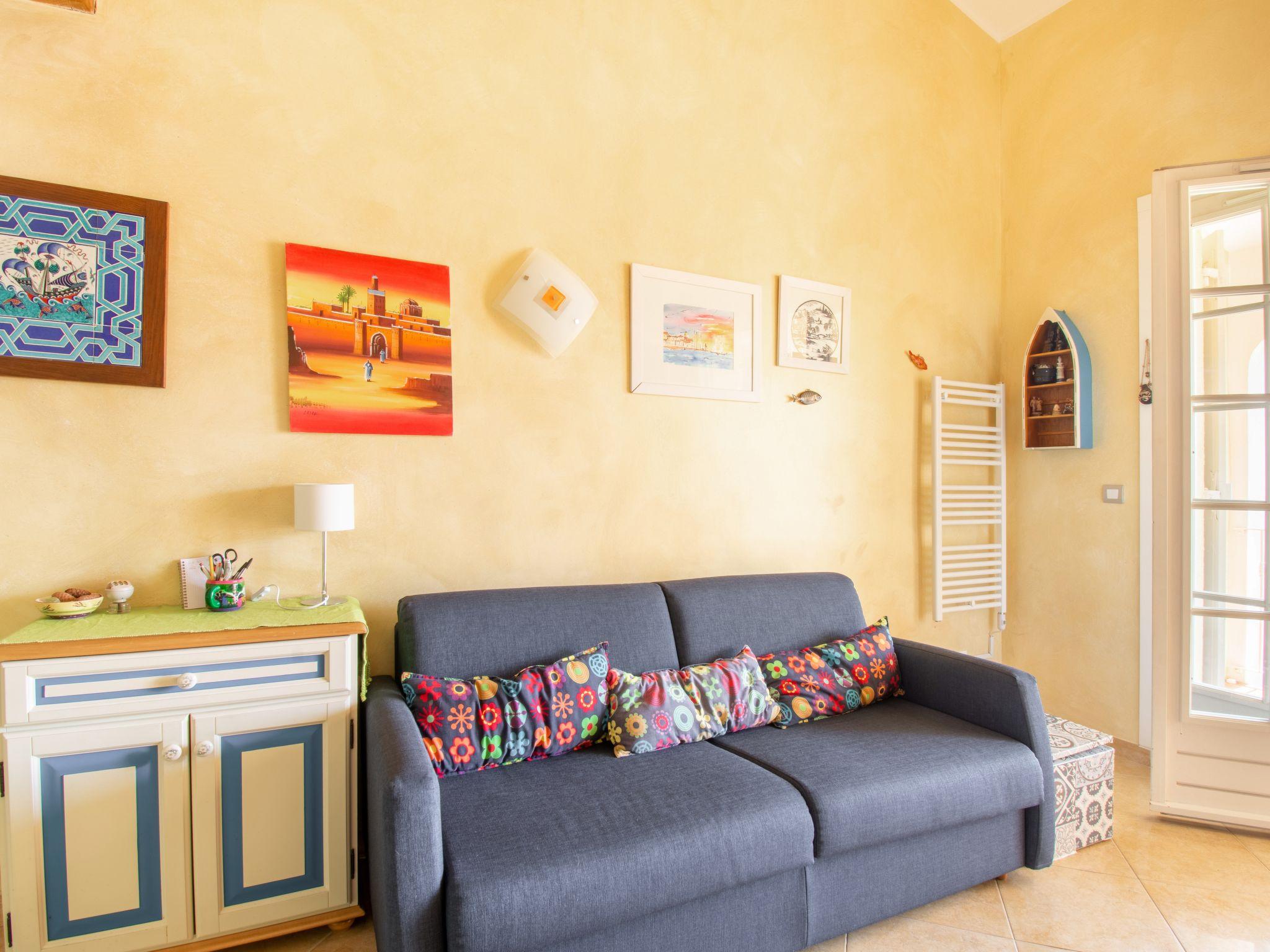 Foto 4 - Apartamento de 1 habitación en Saint-Raphaël con terraza y vistas al mar