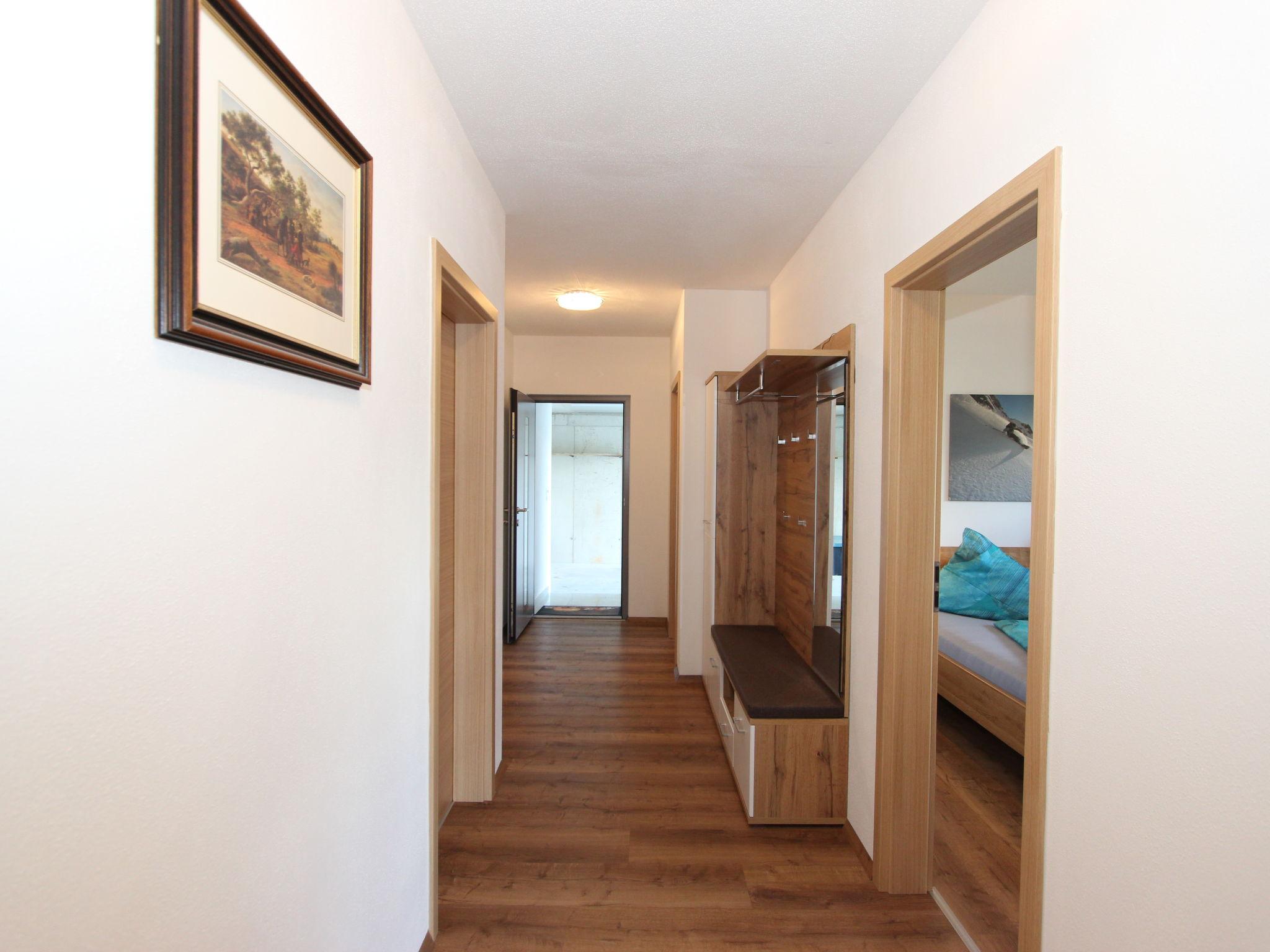 Foto 17 - Appartamento con 2 camere da letto a Hippach con giardino e vista sulle montagne