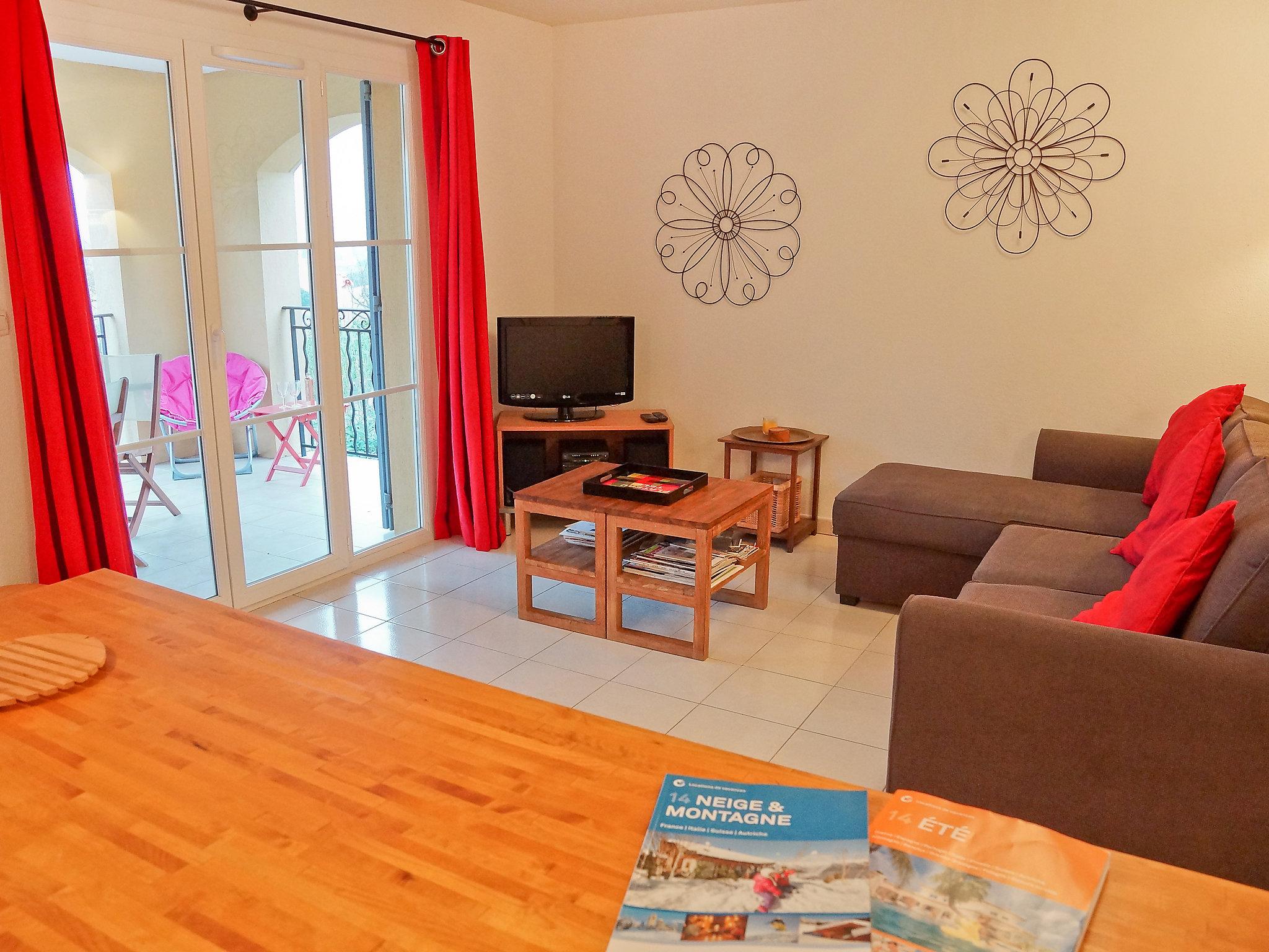 Foto 7 - Apartamento de 2 quartos em Cogolin com terraço