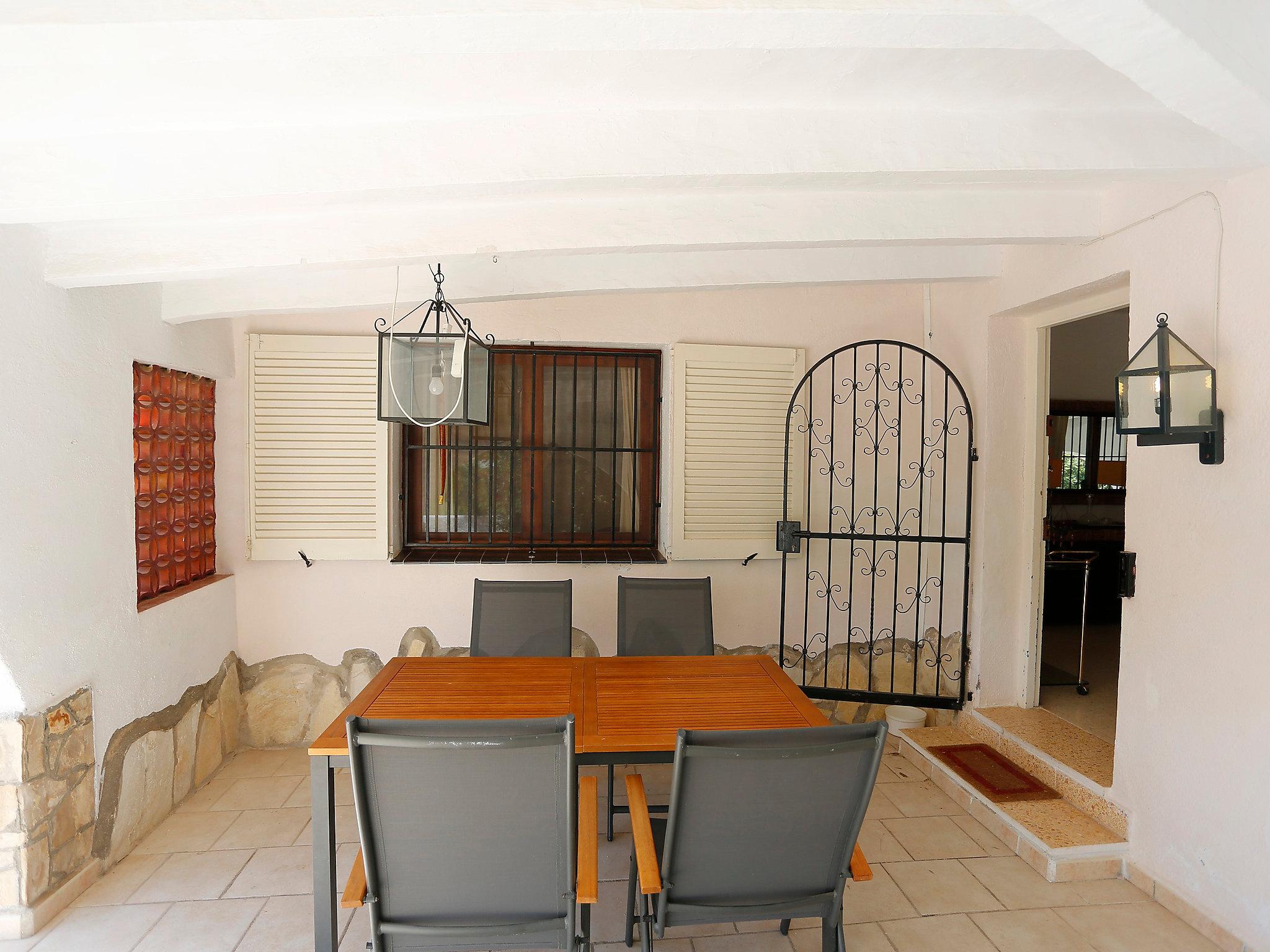 Photo 16 - 2 bedroom House in Mont-roig del Camp with private pool and garden