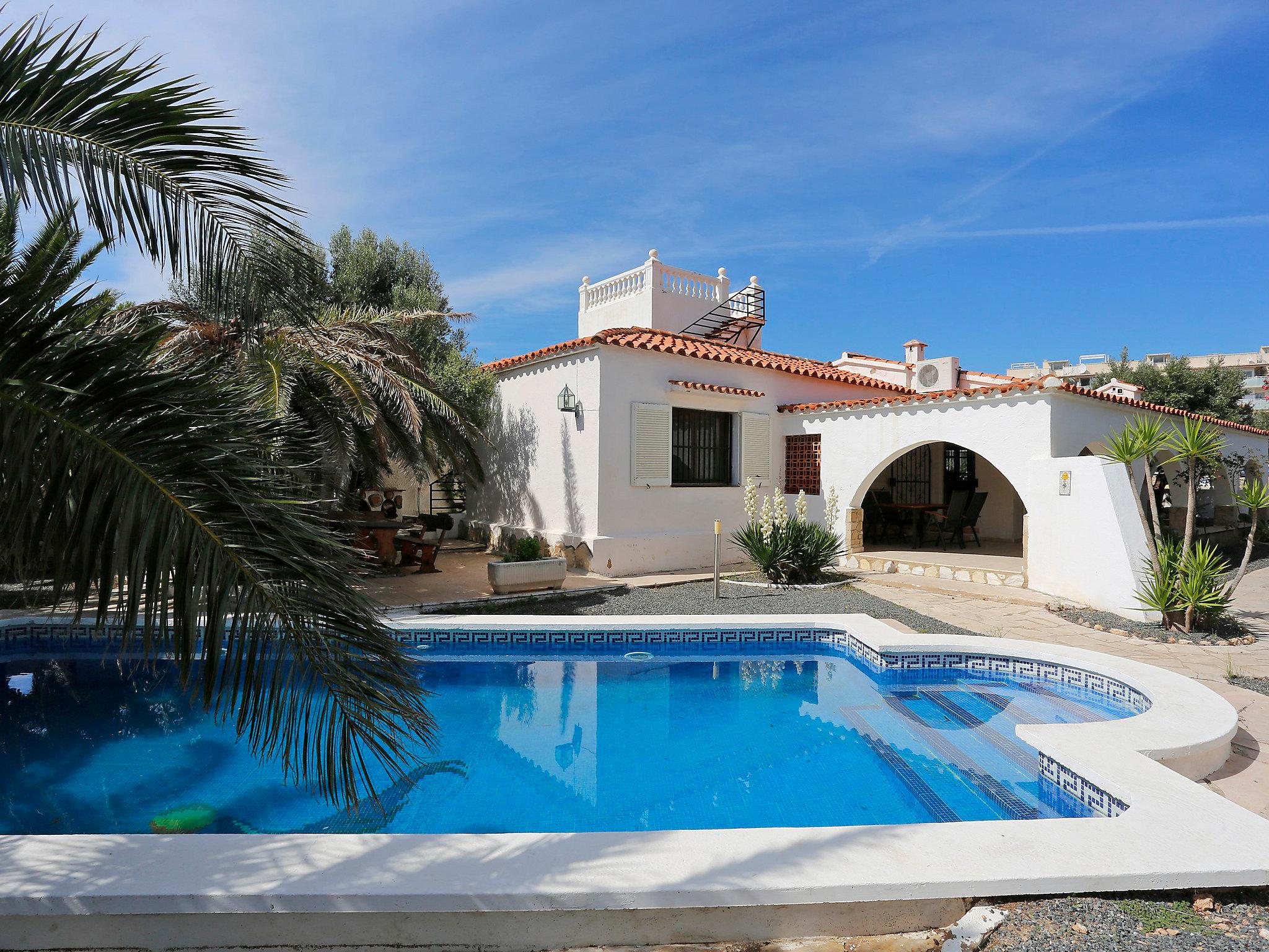 Foto 1 - Haus mit 2 Schlafzimmern in Mont-roig del Camp mit privater pool und blick aufs meer