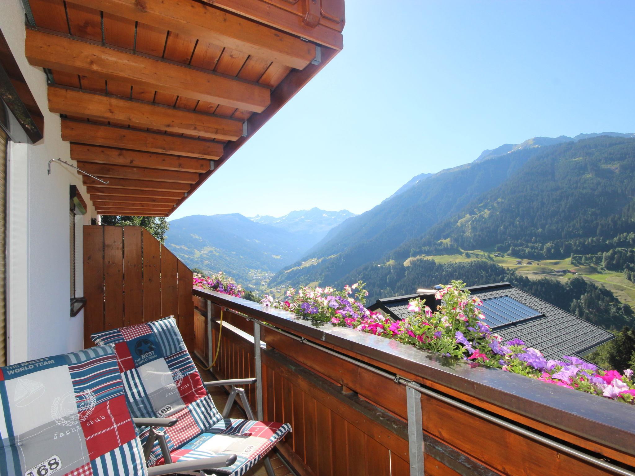 Photo 20 - 2 bedroom Apartment in Bartholomäberg with terrace and mountain view
