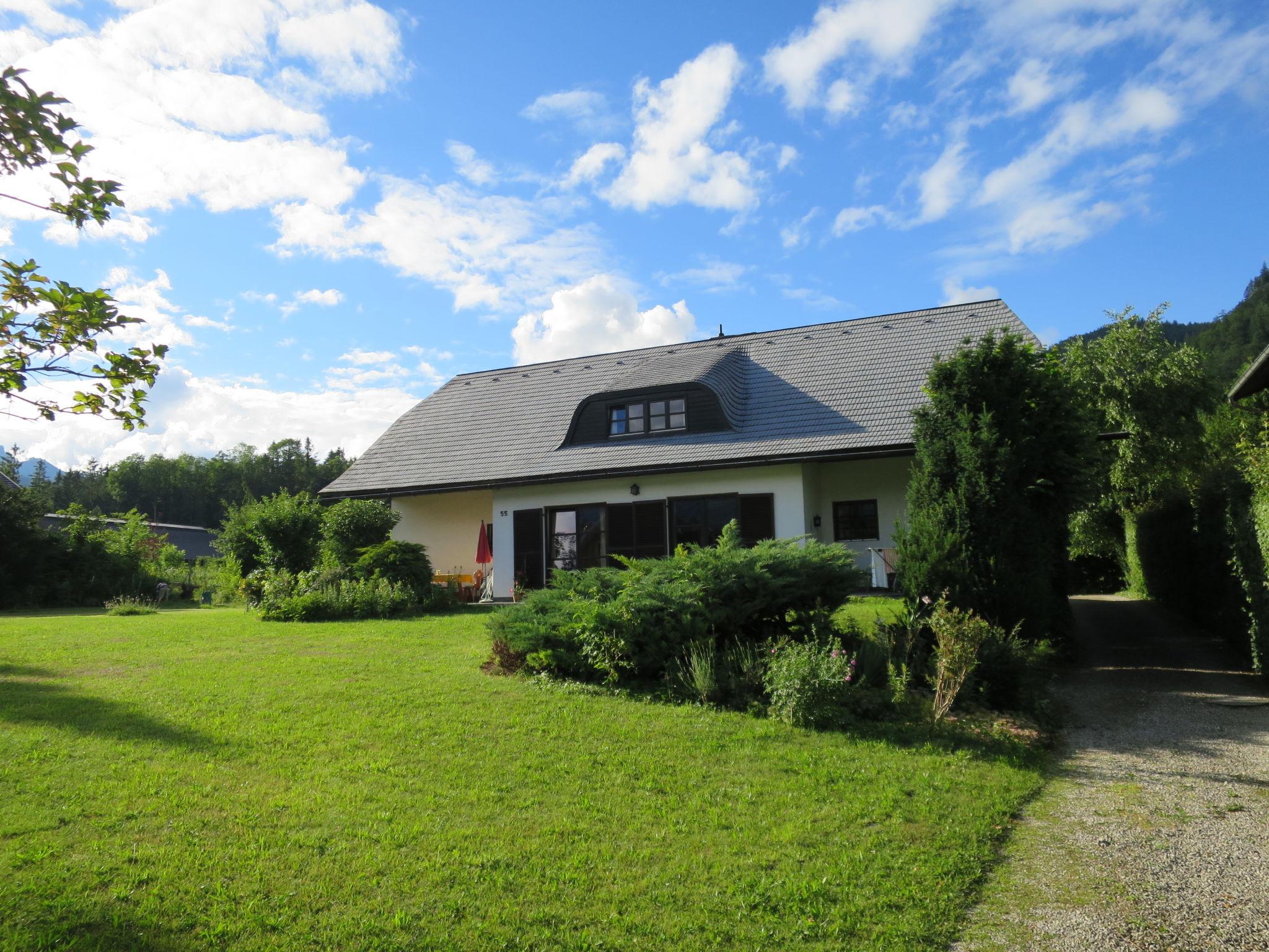 Photo 2 - Appartement de 2 chambres à Sankt Wolfgang im Salzkammergut avec jardin et vues sur la montagne