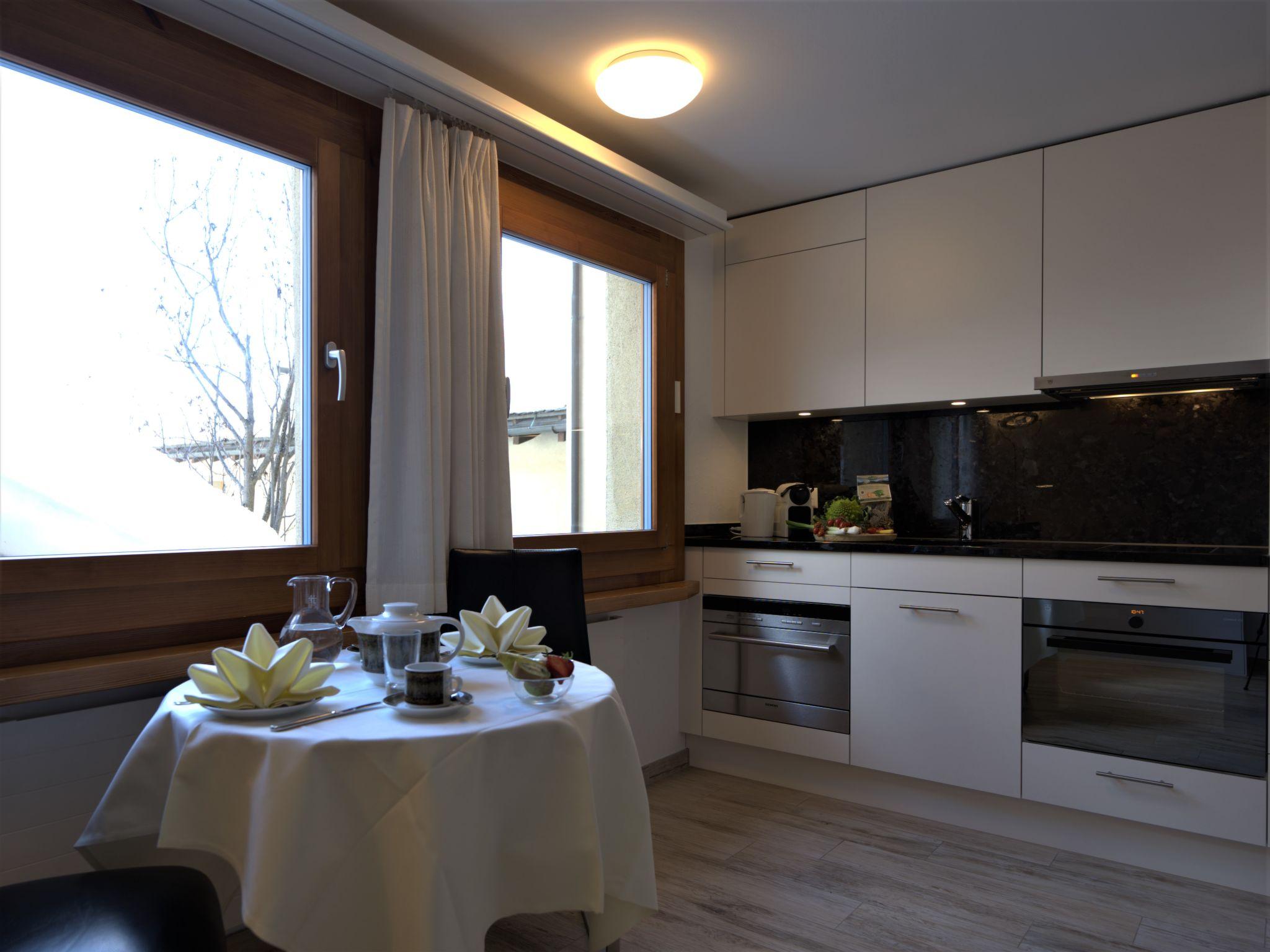 Photo 4 - Apartment in Silvaplana with sauna and mountain view