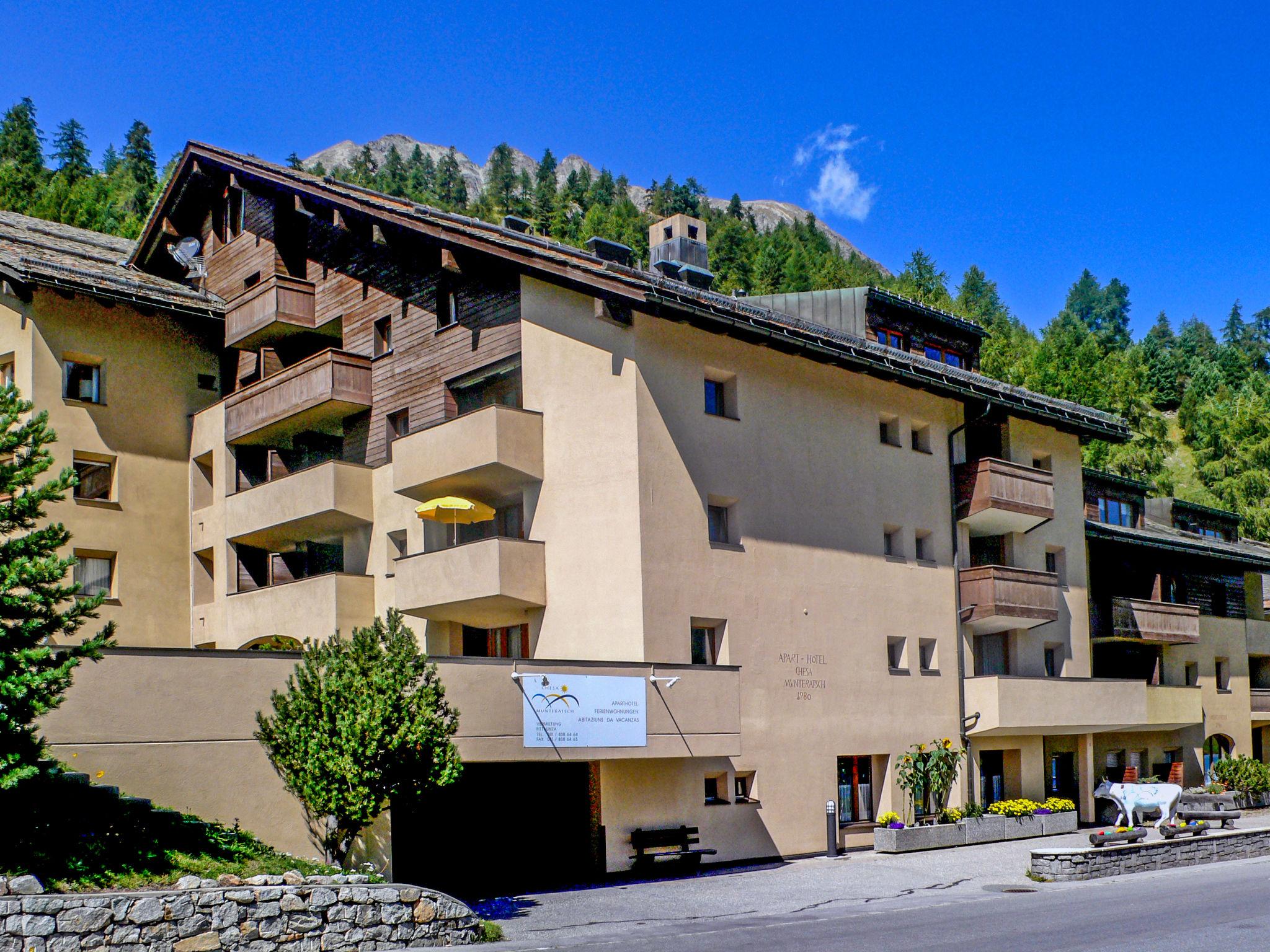 Foto 5 - Apartamento en Silvaplana con sauna y vistas a la montaña