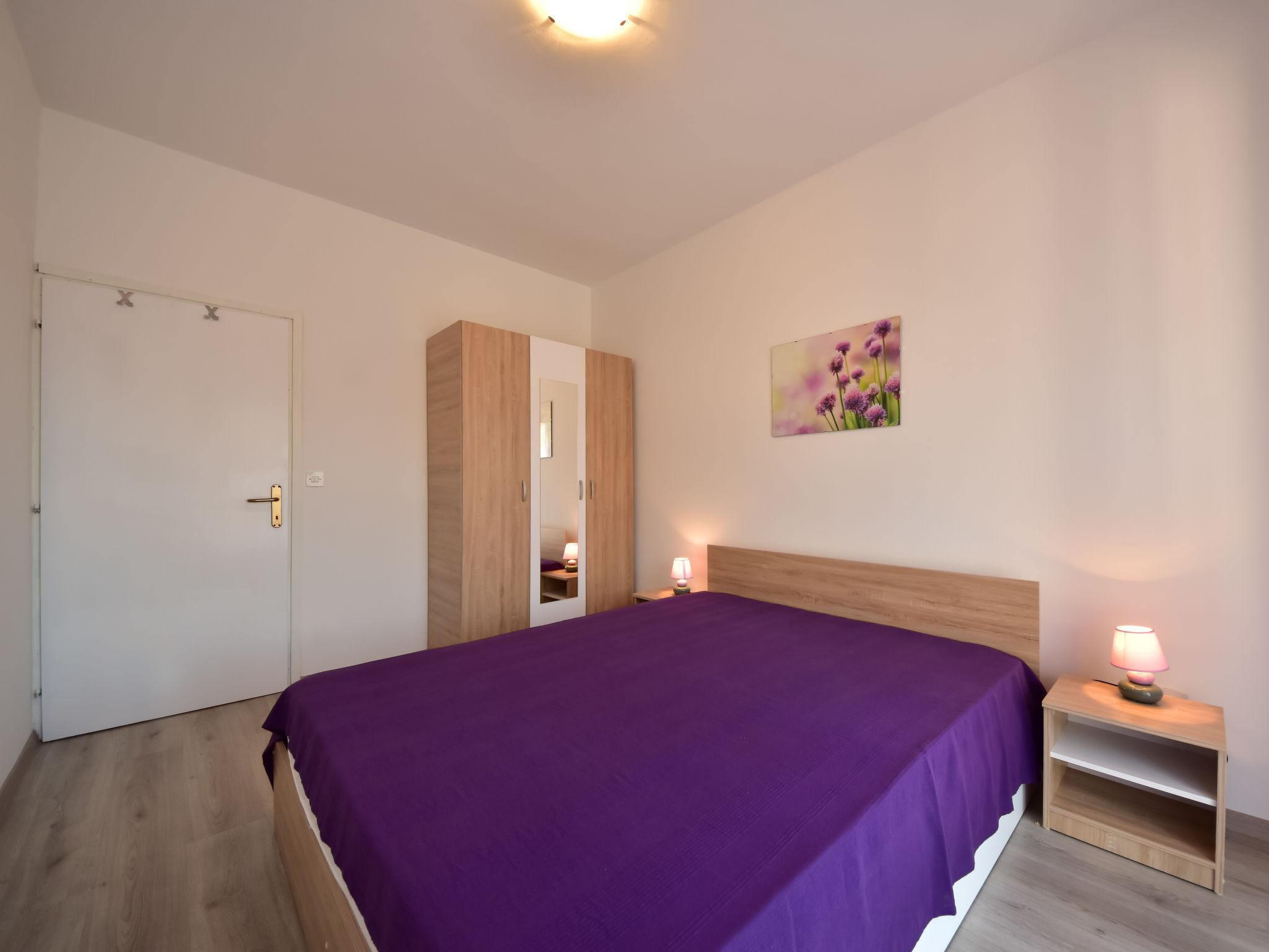Foto 11 - Appartamento con 2 camere da letto a Novi Vinodolski con terrazza