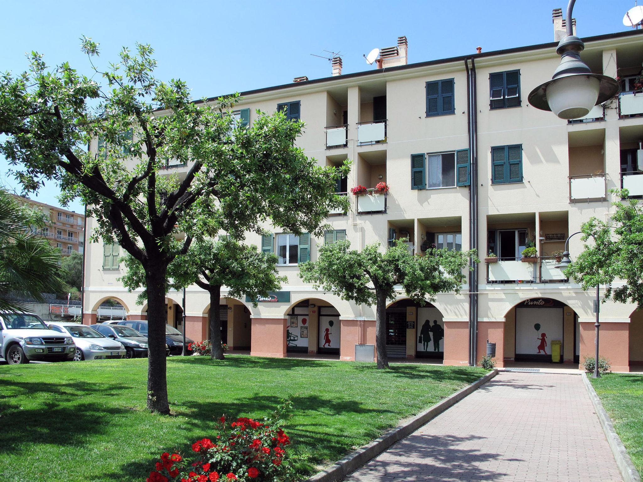 Foto 1 - Appartamento con 2 camere da letto a San Lorenzo al Mare con vista mare