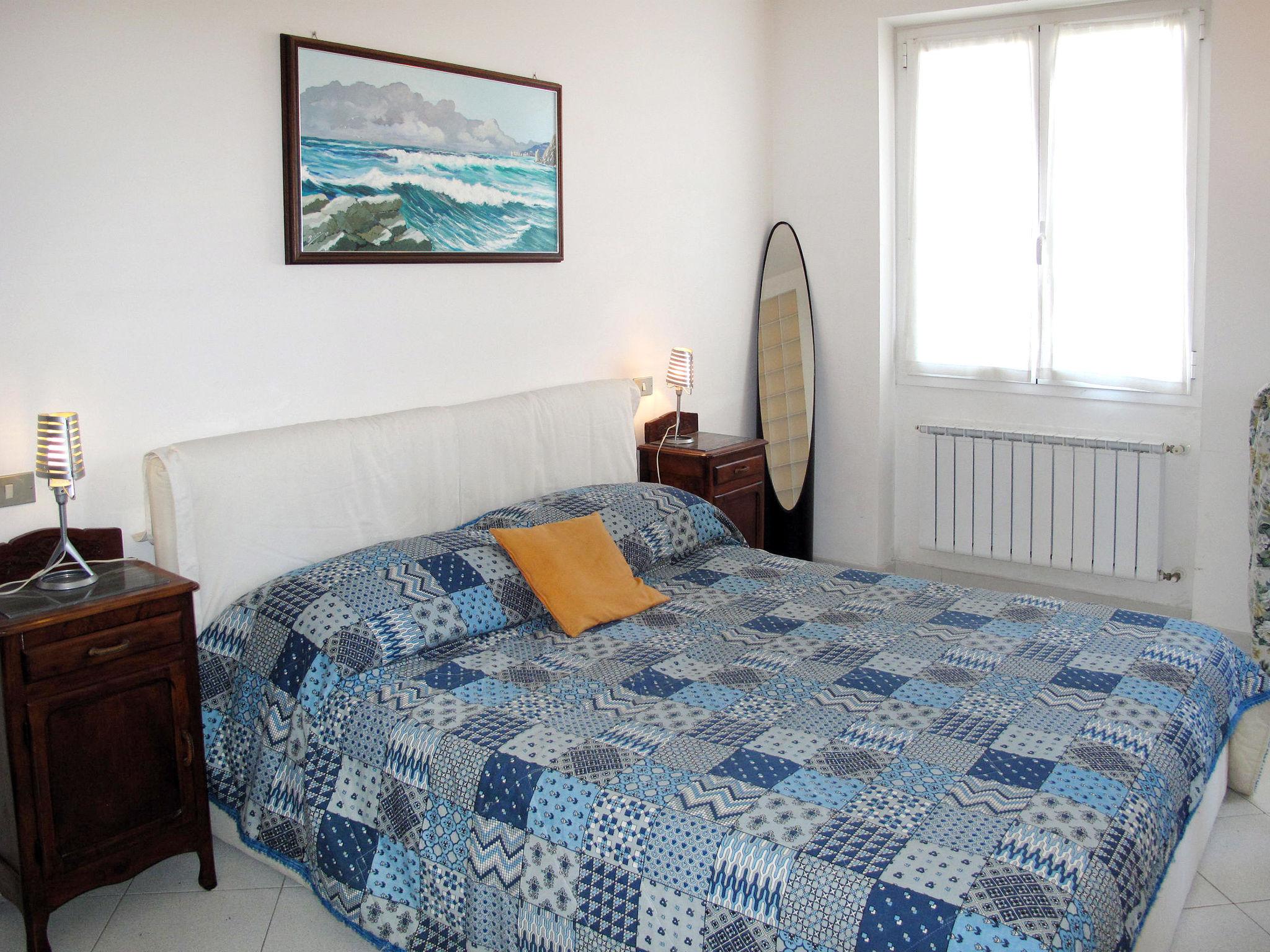 Foto 5 - Apartment mit 2 Schlafzimmern in San Lorenzo al Mare mit blick aufs meer