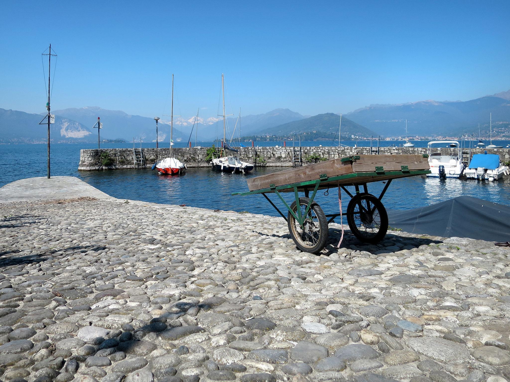 Photo 42 - Maison de 3 chambres à Laveno Mombello avec jardin et terrasse