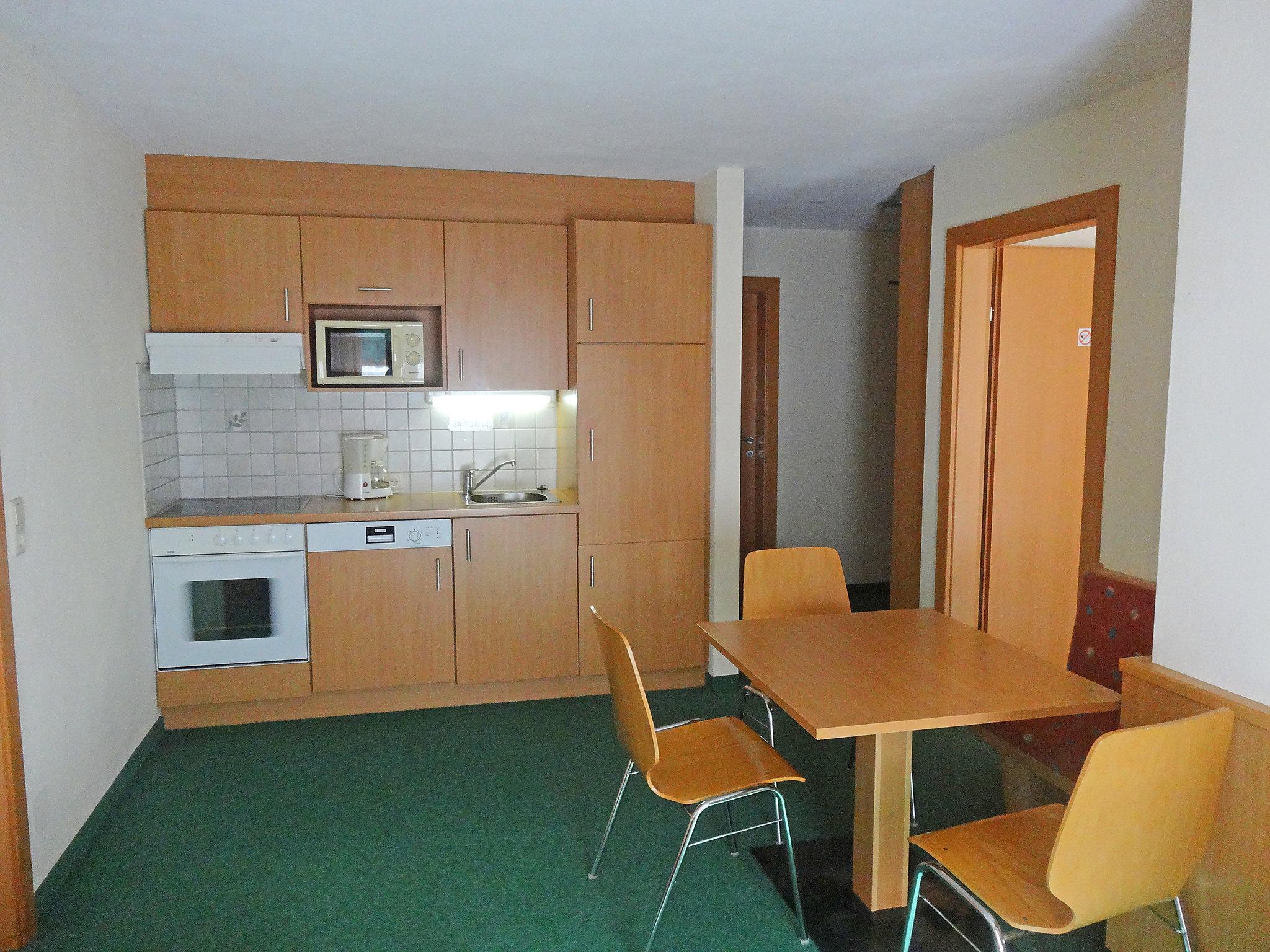 Photo 2 - 2 bedroom Apartment in Sankt Leonhard im Pitztal with garden and mountain view