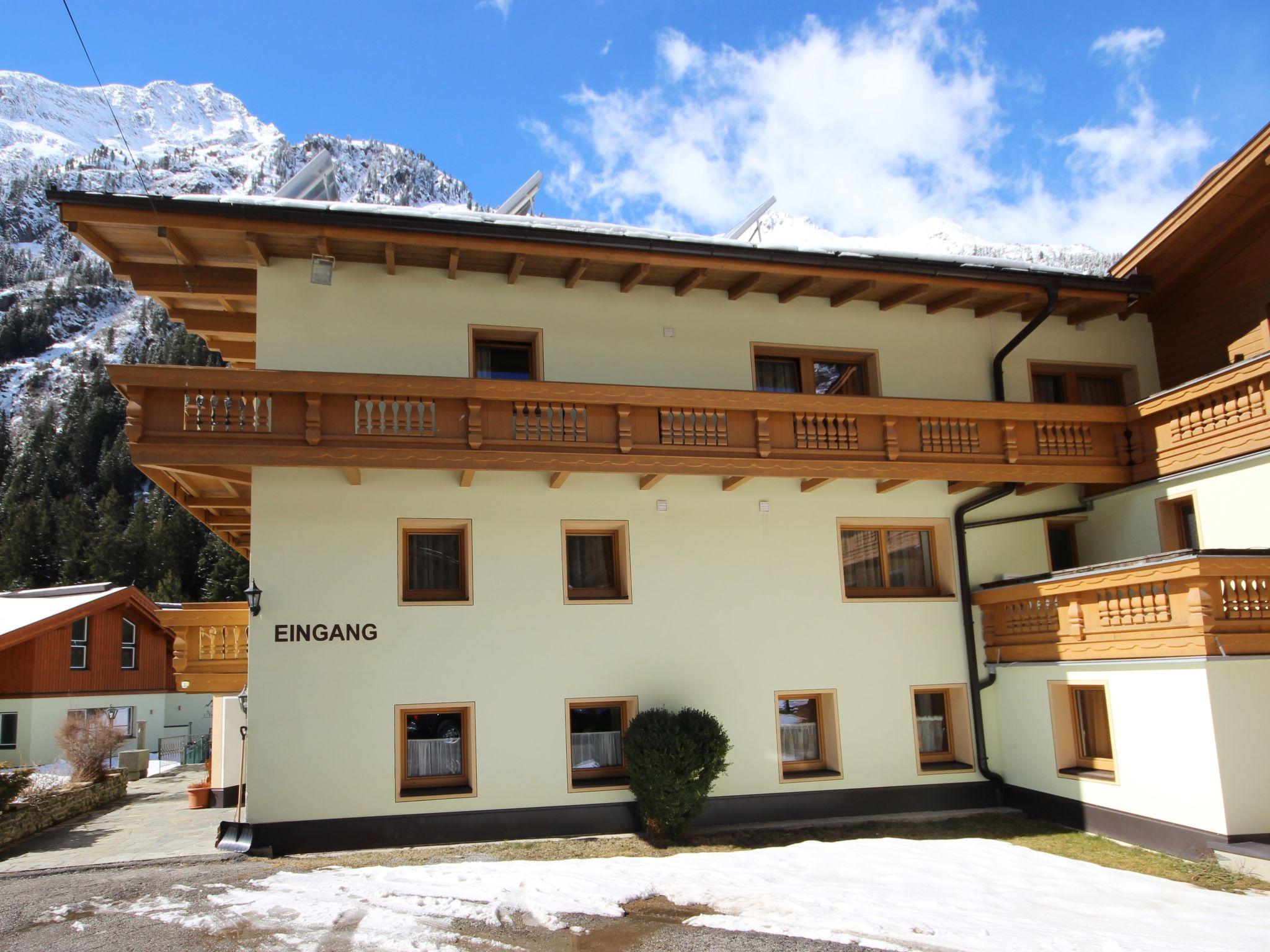 Foto 18 - Apartment mit 1 Schlafzimmer in Sankt Leonhard im Pitztal mit garten und blick auf die berge