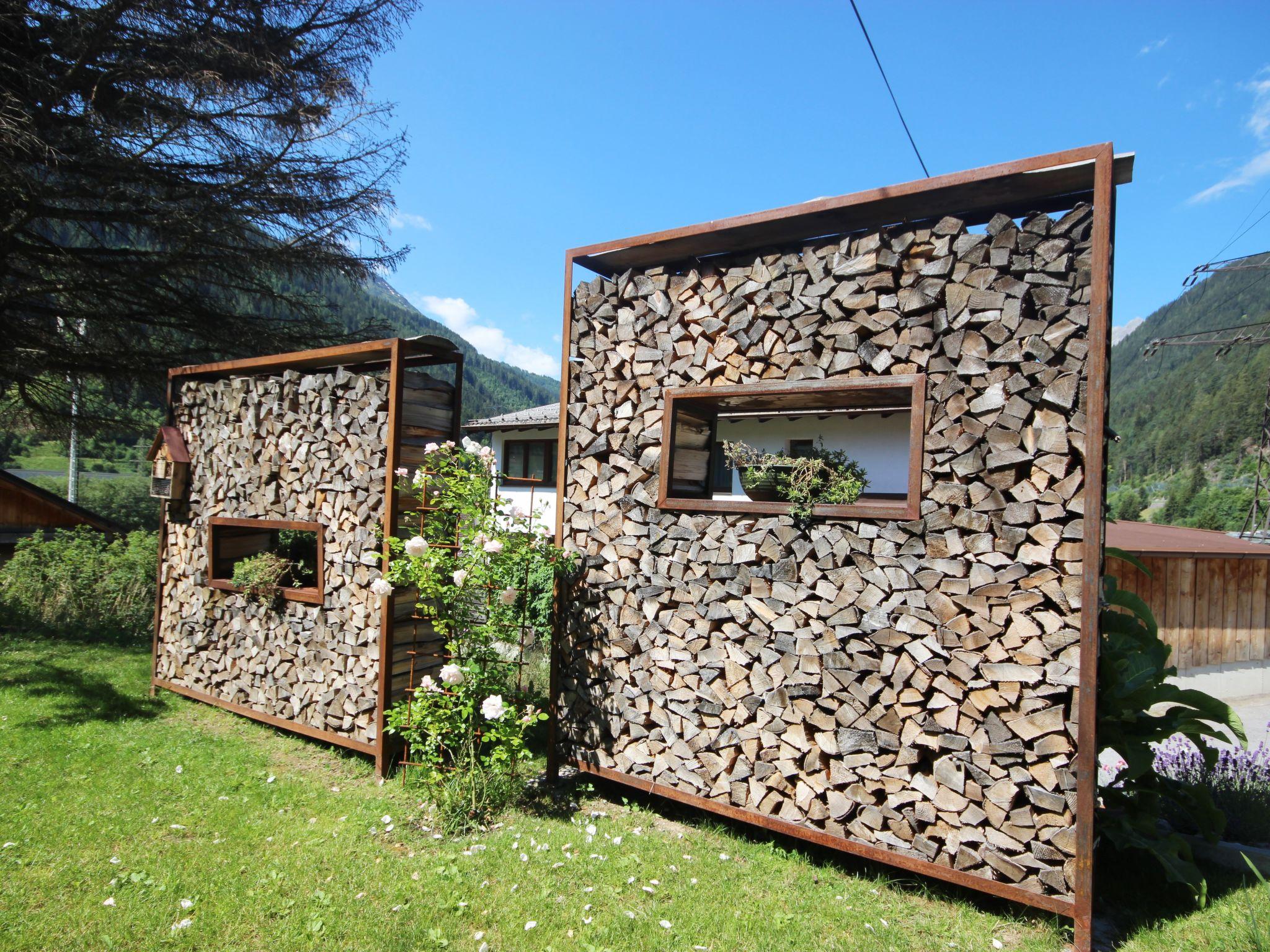 Foto 17 - Apartamento de 1 quarto em Pettneu am Arlberg com jardim e vista para a montanha