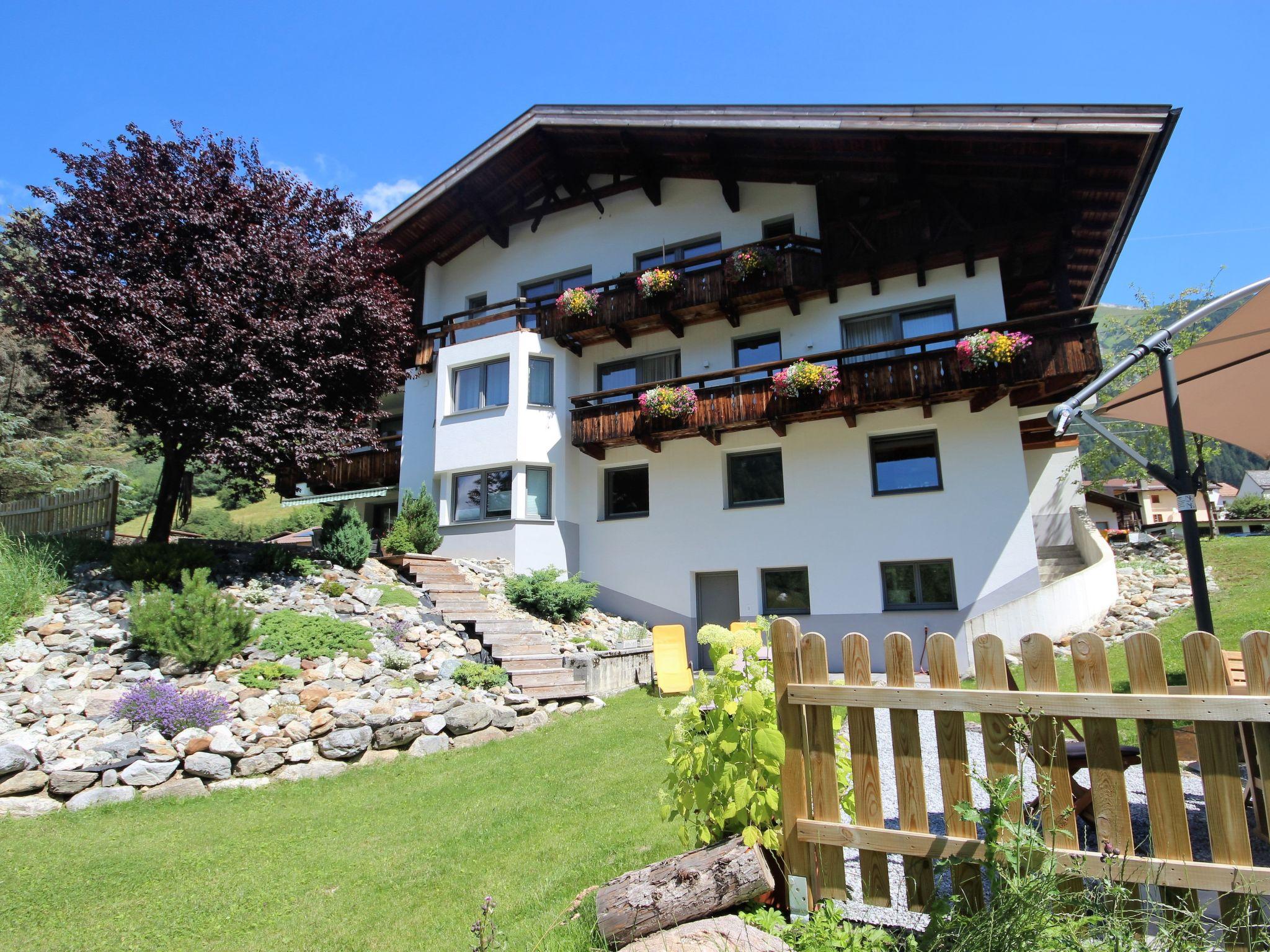 Foto 1 - Apartment mit 1 Schlafzimmer in Pettneu am Arlberg mit garten und blick auf die berge