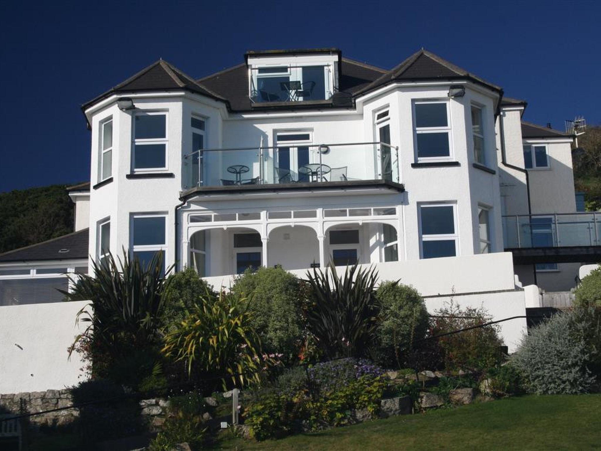 Photo 2 - 2 bedroom Apartment in Looe with garden and sea view