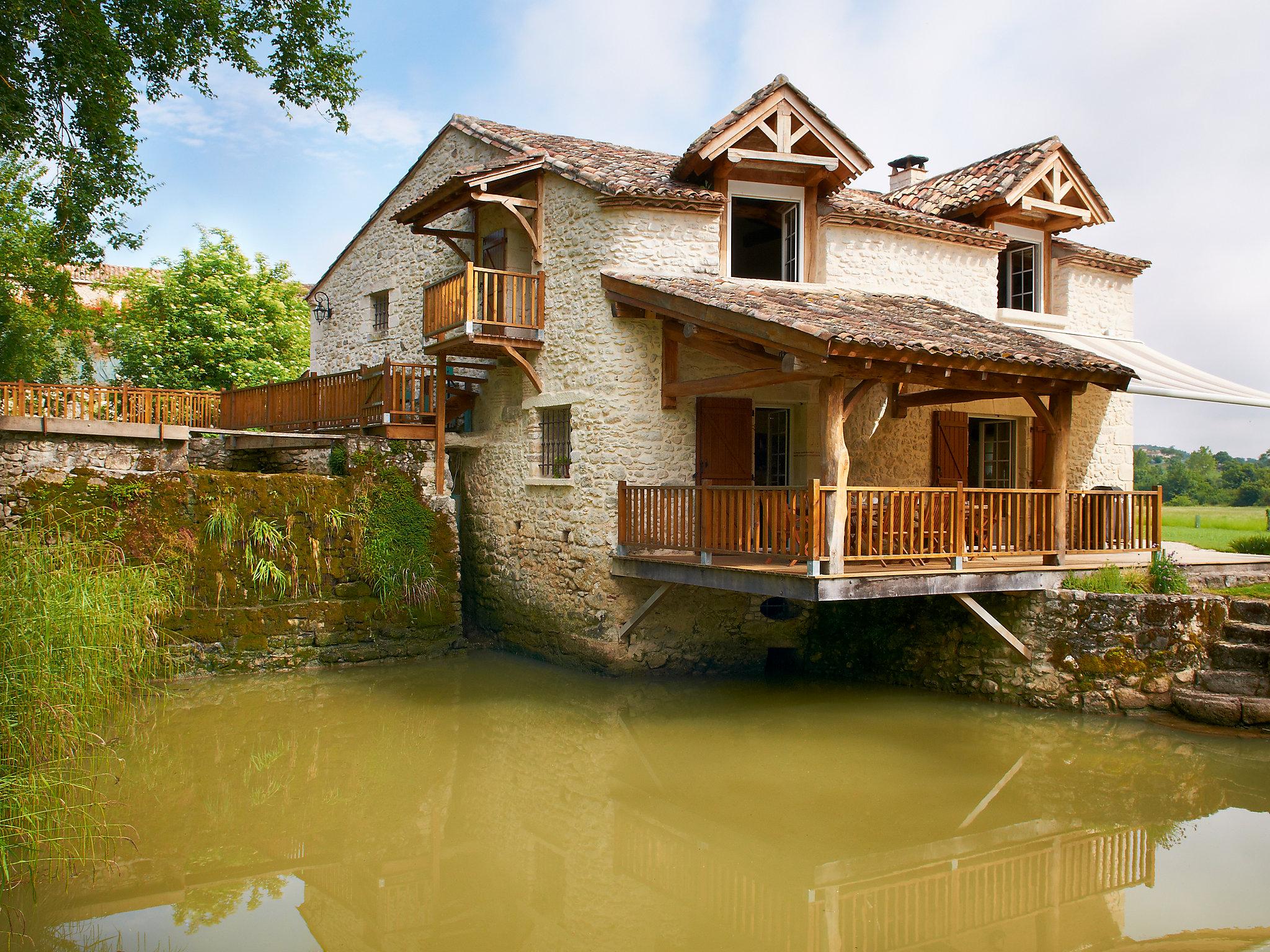 Foto 6 - Casa de 4 quartos em Cancon com piscina privada e jardim