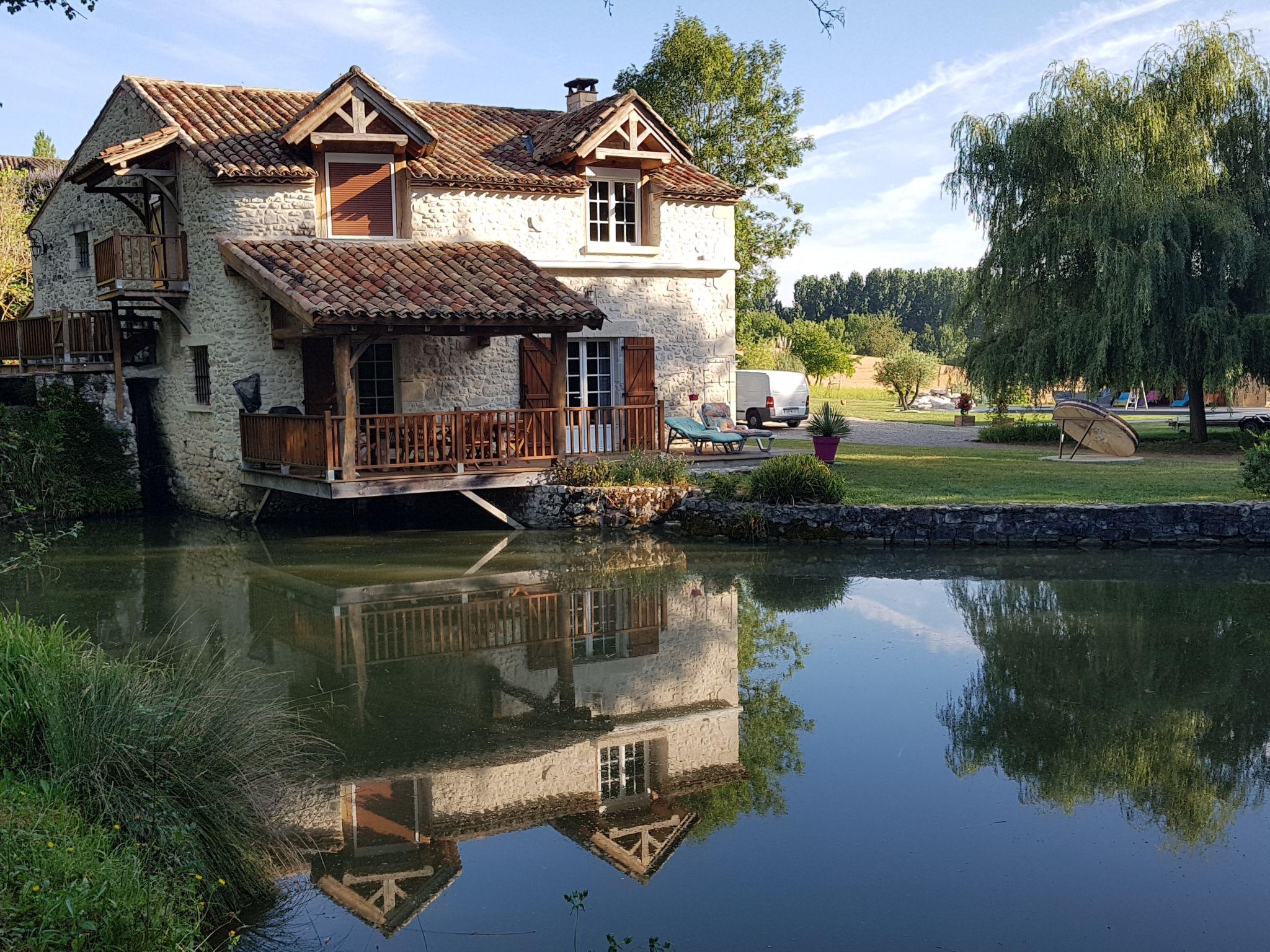 Foto 1 - Casa de 4 quartos em Cancon com piscina privada e jardim