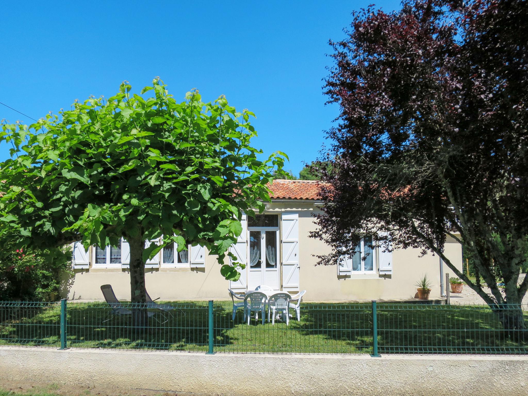 Photo 19 - Maison de 2 chambres à Bégadan avec terrasse et vues à la mer