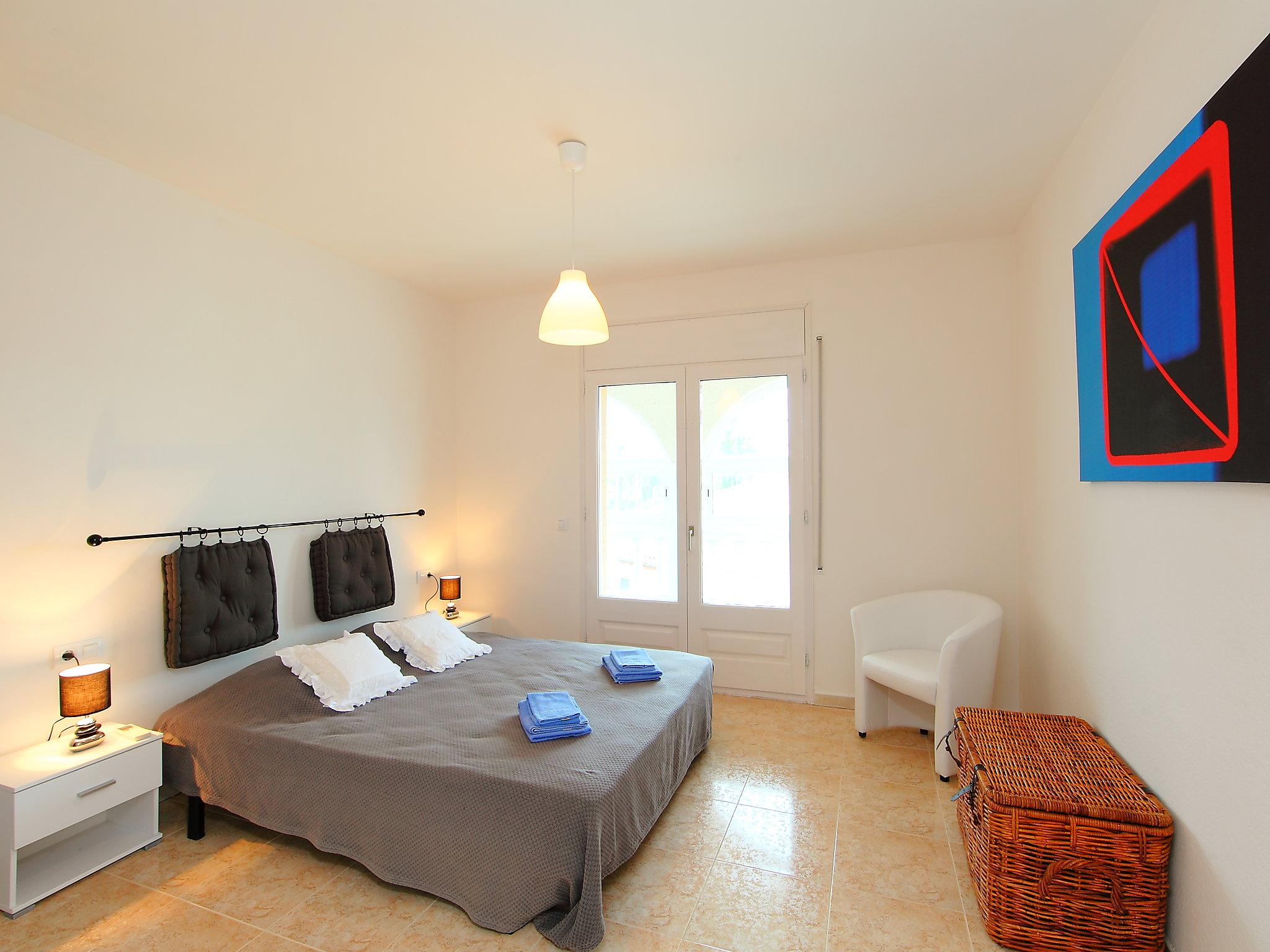 Photo 11 - 3 bedroom House in Castelló d'Empúries with private pool and sea view