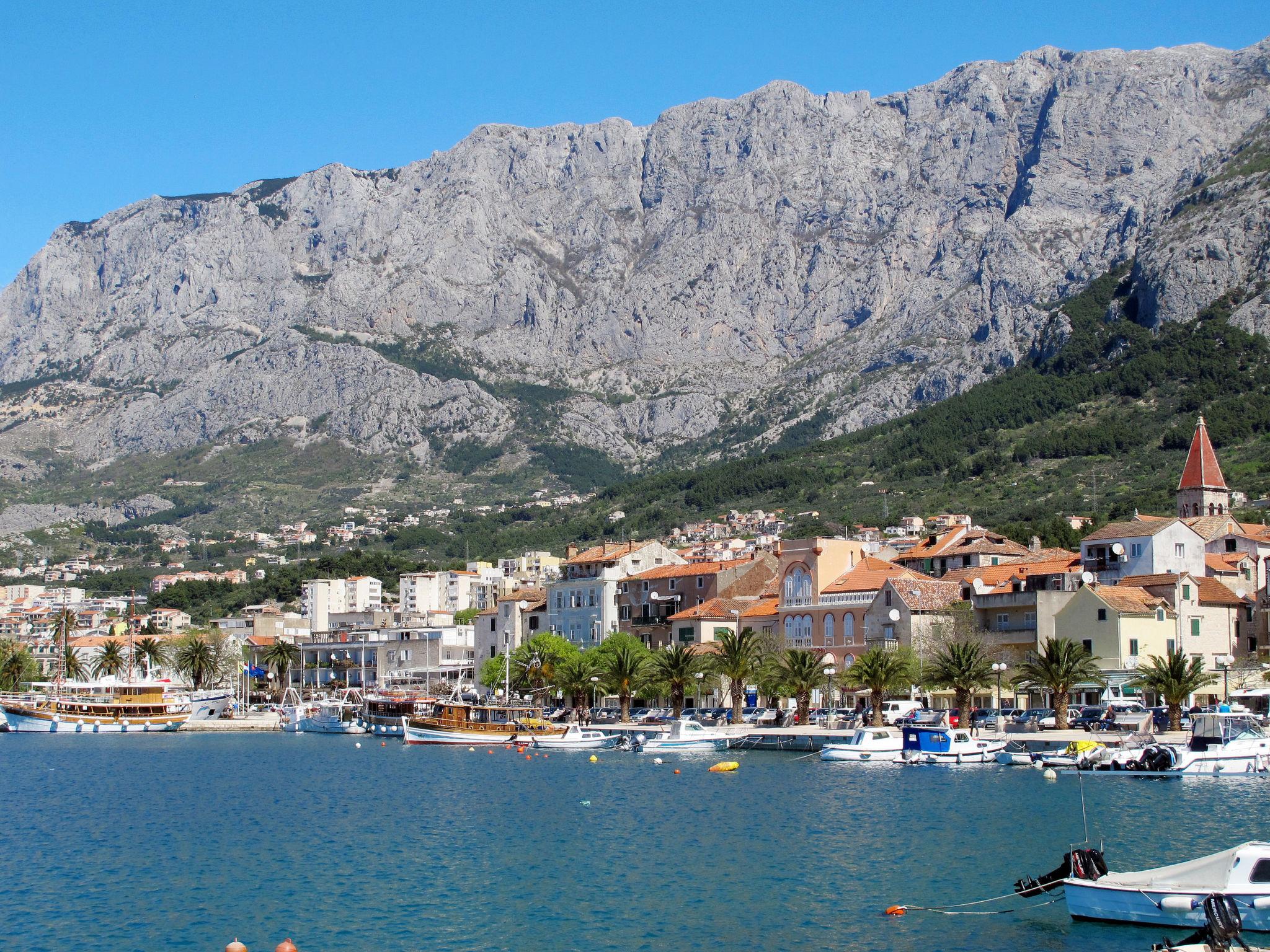 Foto 25 - Appartamento con 1 camera da letto a Makarska con vista mare