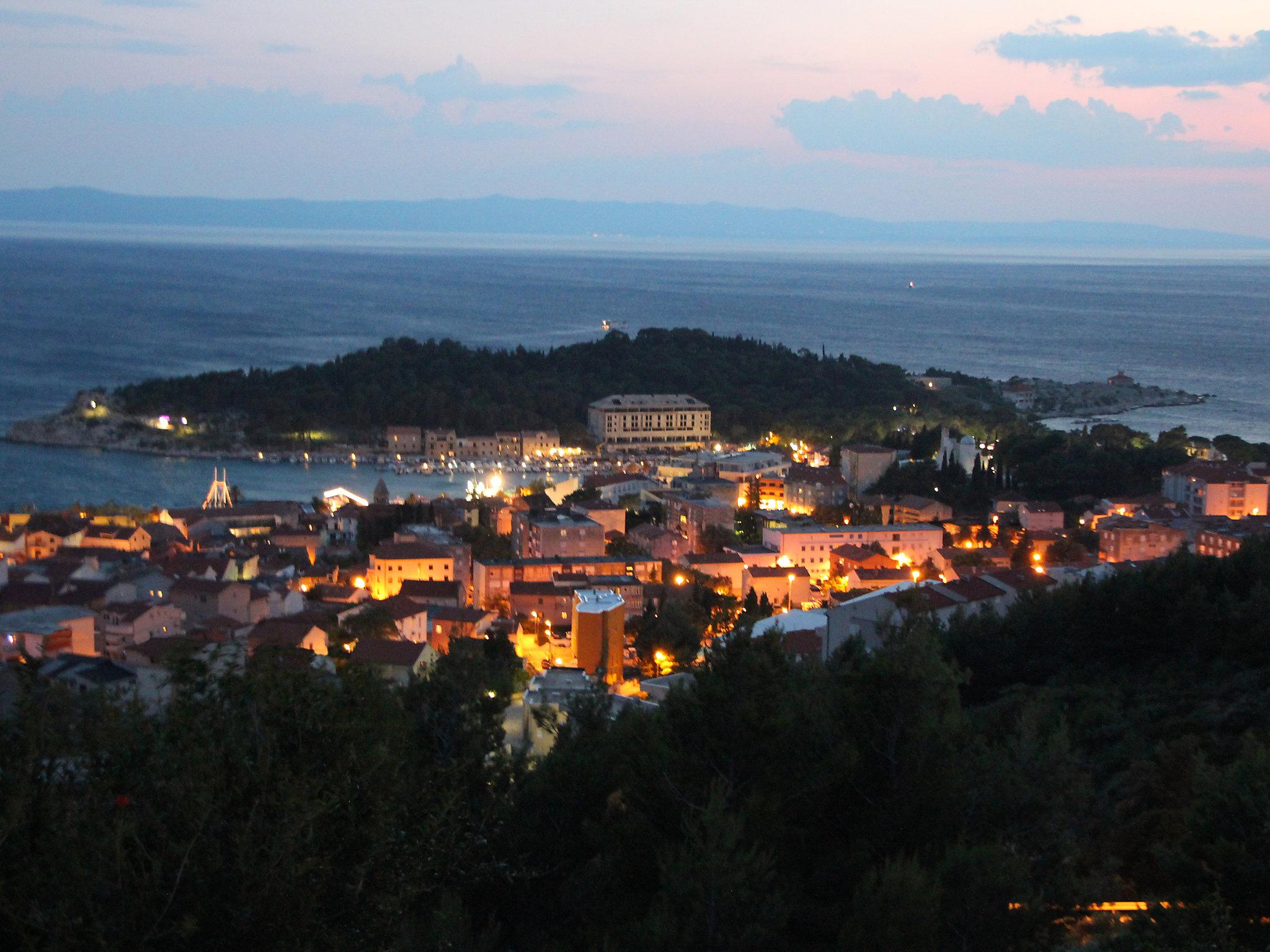 Foto 10 - Apartamento de 2 quartos em Makarska com vistas do mar
