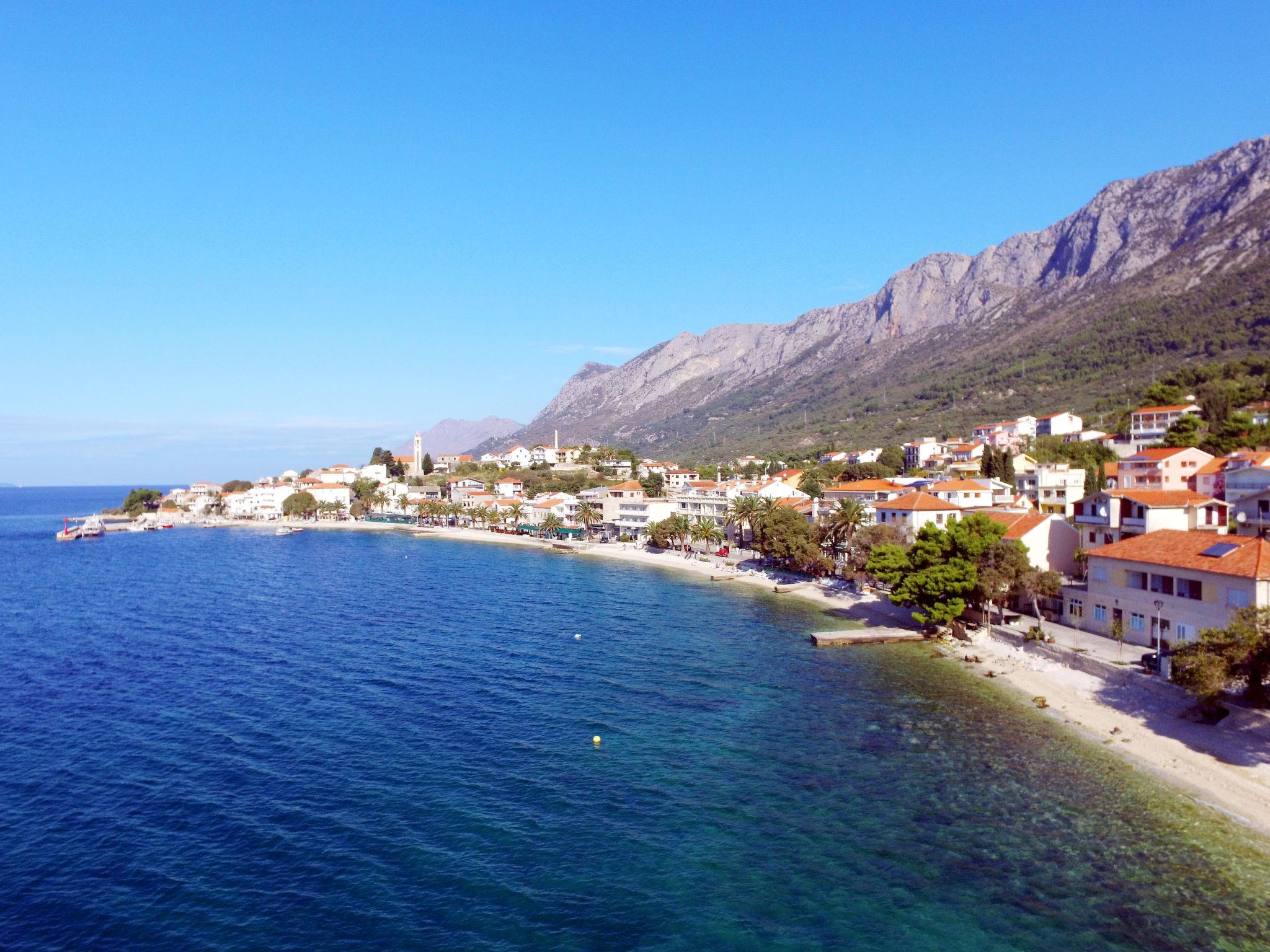 Foto 20 - Appartamento con 2 camere da letto a Gradac con vista mare