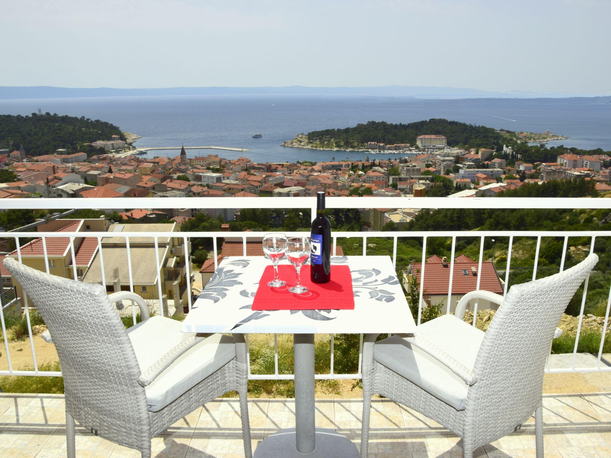 Foto 1 - Apartamento de 2 quartos em Makarska com vistas do mar