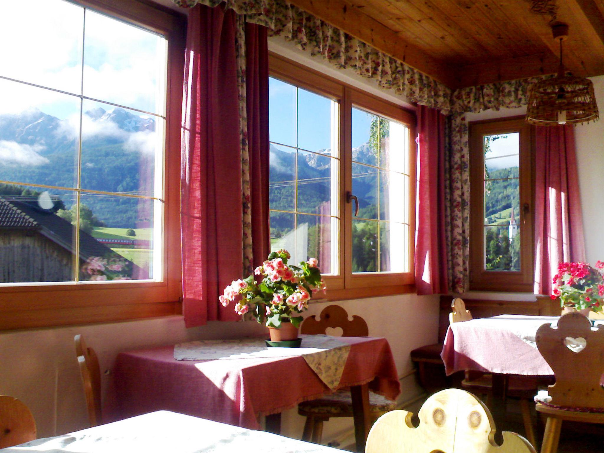 Photo 2 - 2 bedroom Apartment in Rasun-Anterselva with mountain view