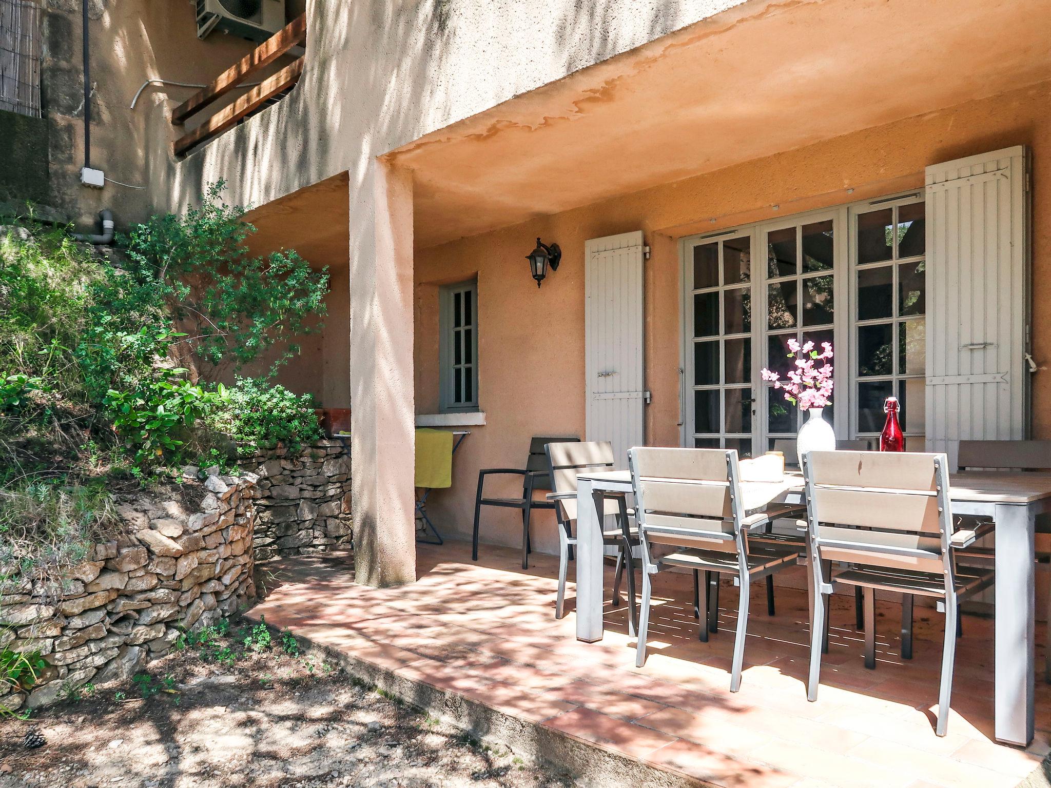 Photo 4 - Appartement de 2 chambres à Paradou avec piscine et jardin