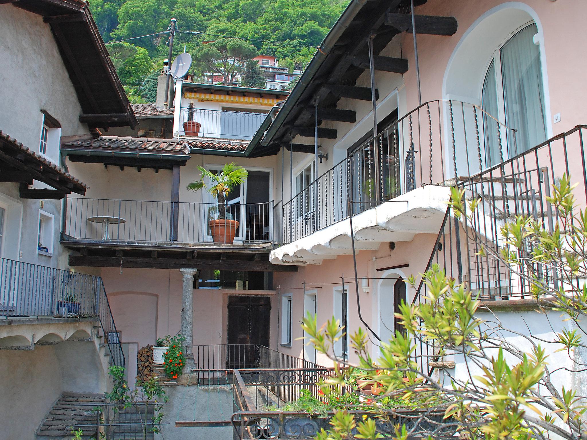 Photo 12 - Appartement en Ronco sopra Ascona avec jardin et vues sur la montagne