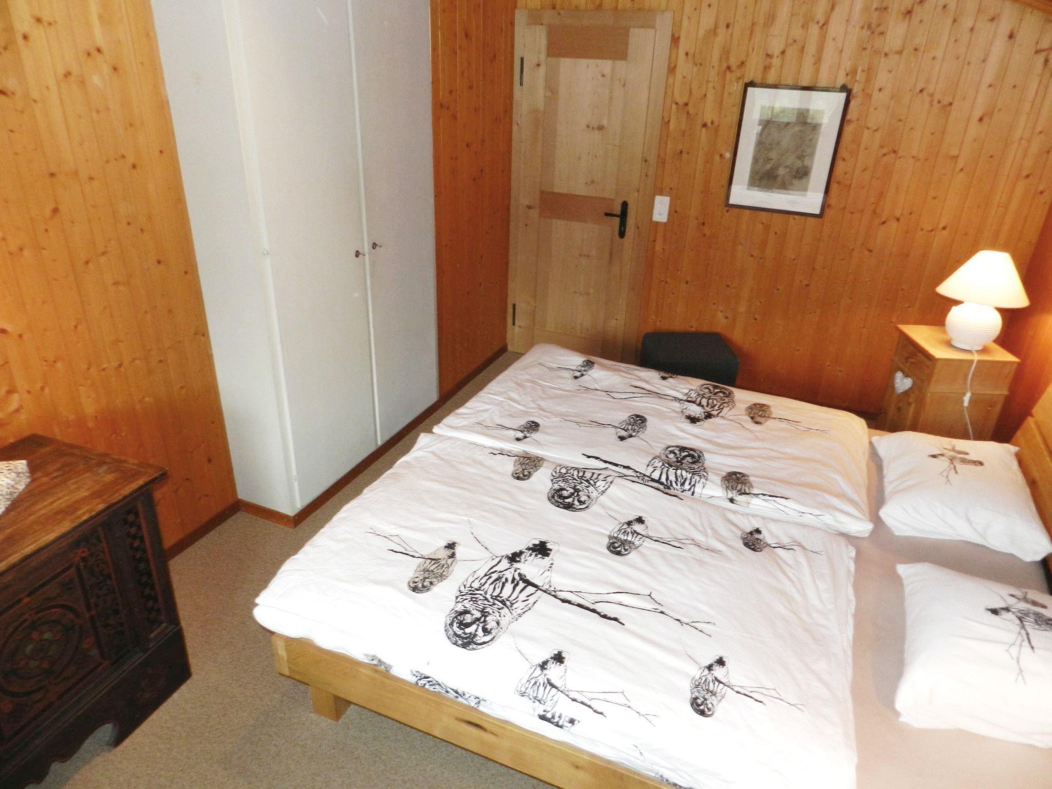 Foto 25 - Apartment mit 4 Schlafzimmern in Saanen