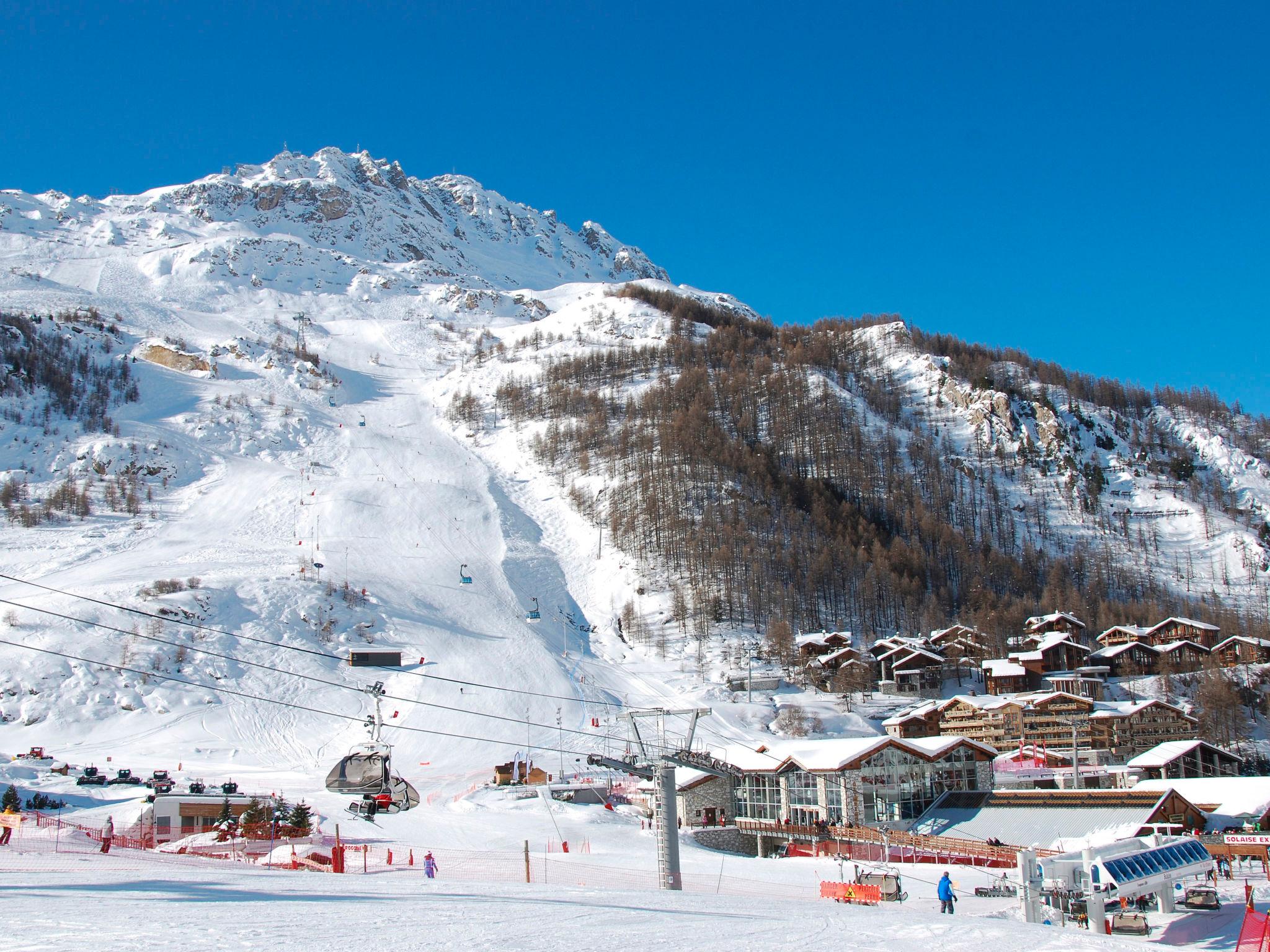 Photo 19 - Maison de 4 chambres à Val-d'Isère avec terrasse et bain à remous