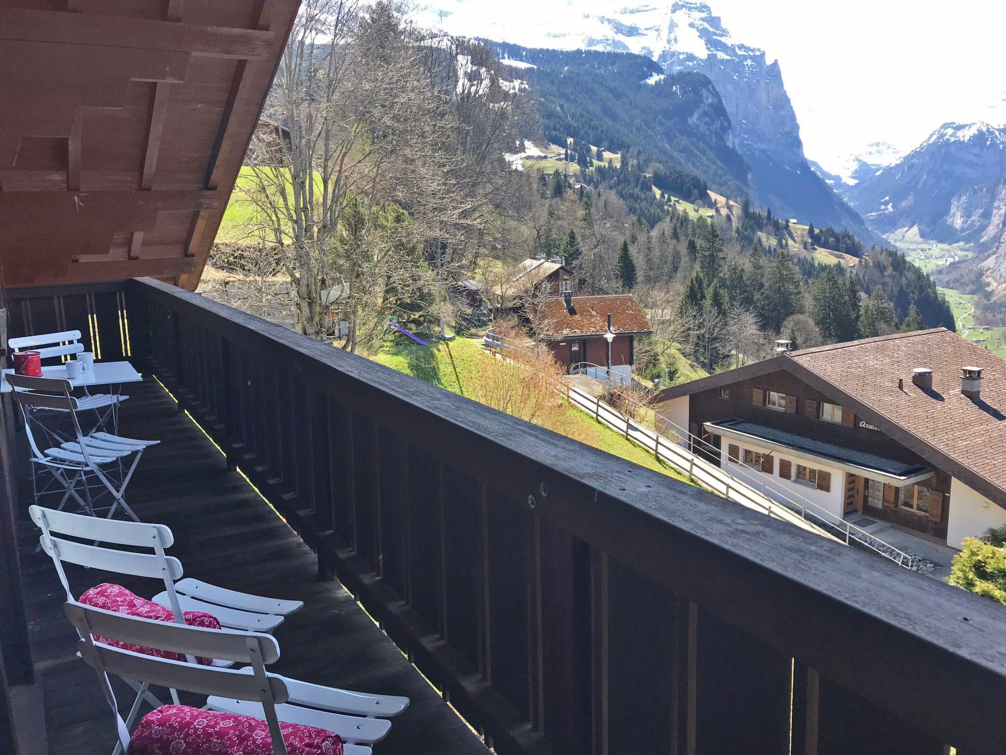 Foto 16 - Apartamento de 2 quartos em Lauterbrunnen com vista para a montanha