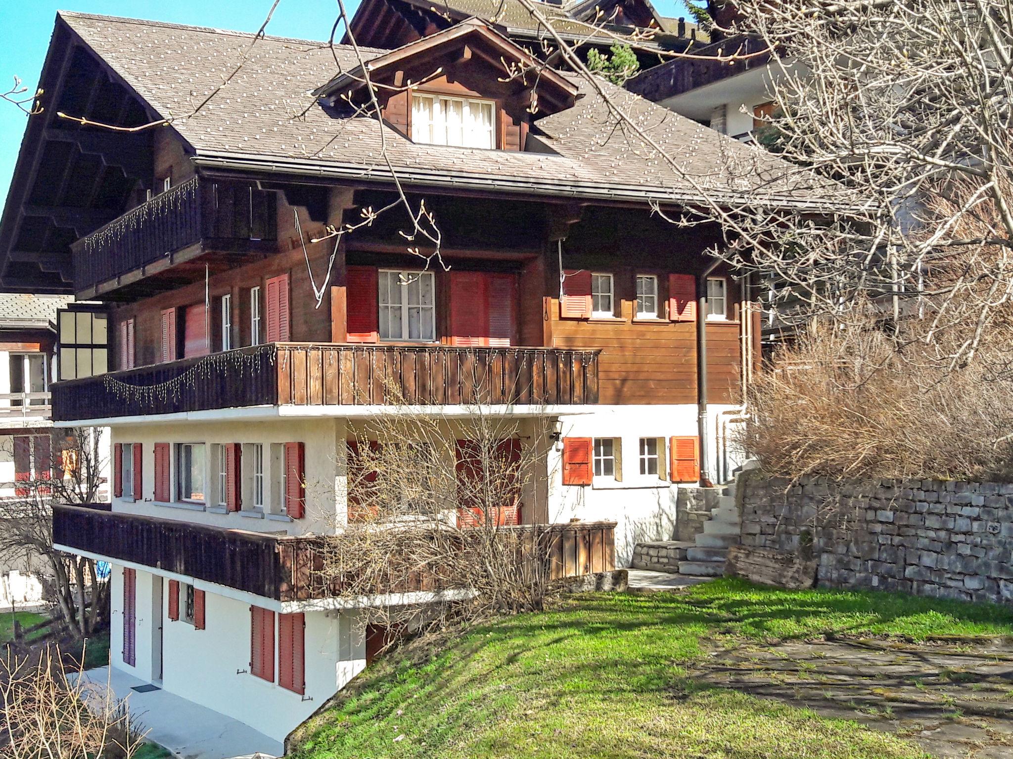 Foto 13 - Apartment mit 2 Schlafzimmern in Lauterbrunnen mit blick auf die berge