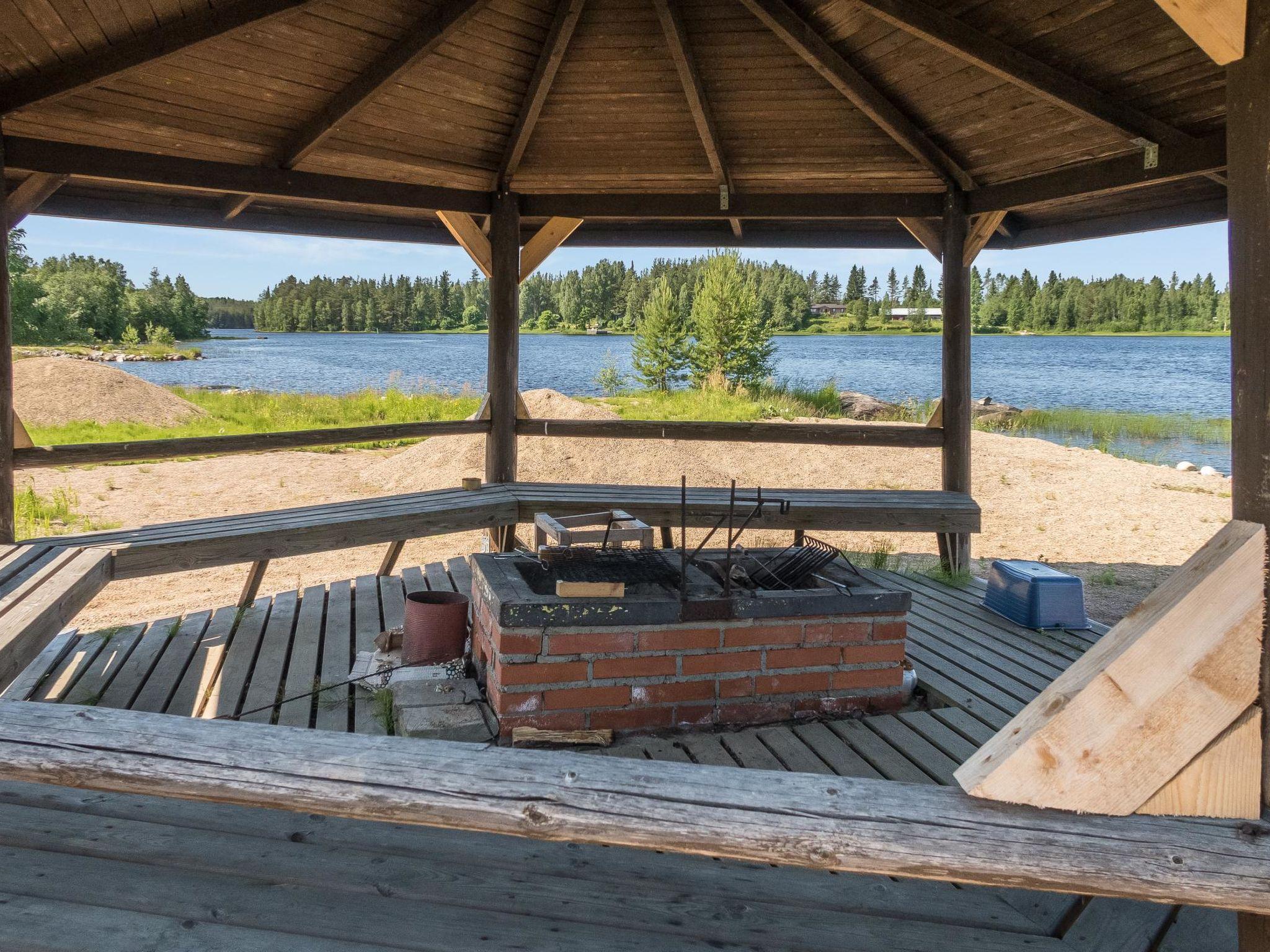 Foto 30 - Haus mit 3 Schlafzimmern in Sotkamo mit sauna