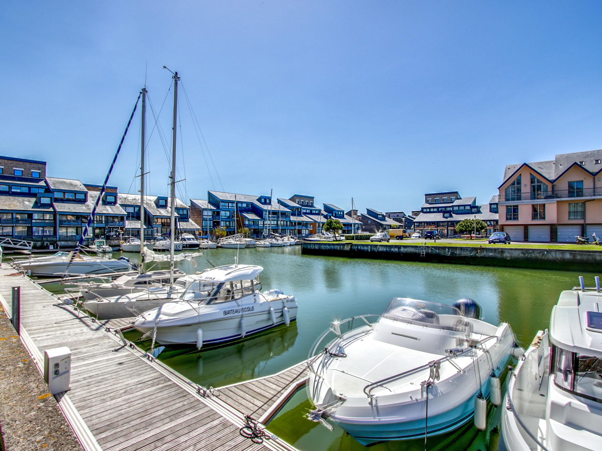 Photo 17 - 1 bedroom Apartment in Deauville with sea view