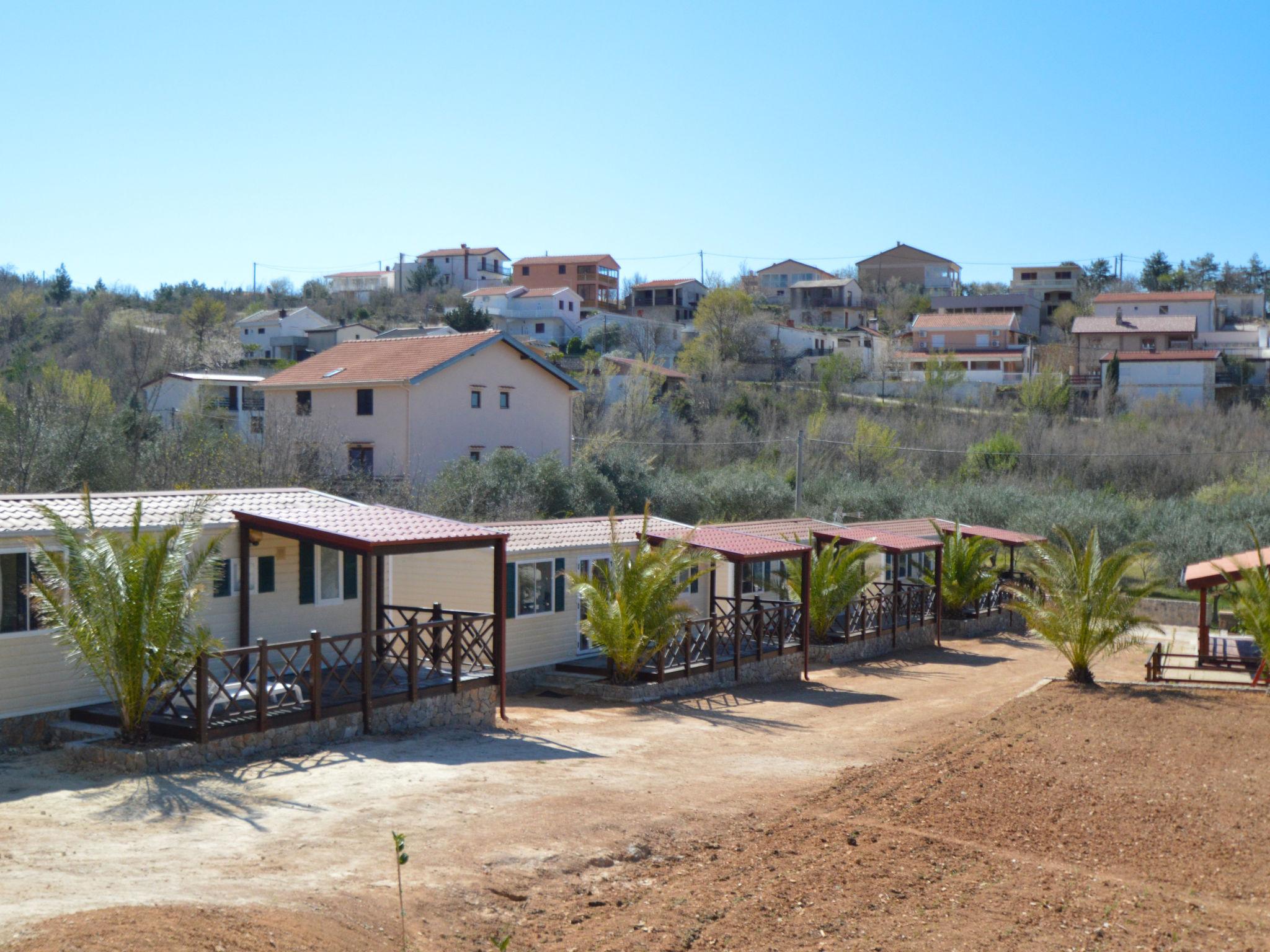 Foto 14 - Haus mit 3 Schlafzimmern in Obrovac mit terrasse und blick aufs meer