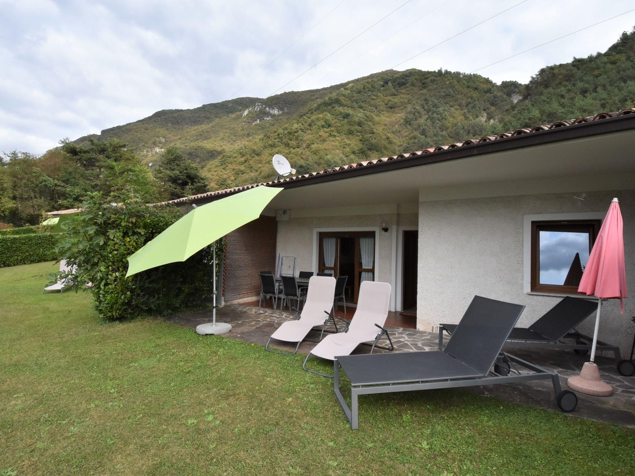 Foto 16 - Haus mit 2 Schlafzimmern in Idro mit garten und blick auf die berge