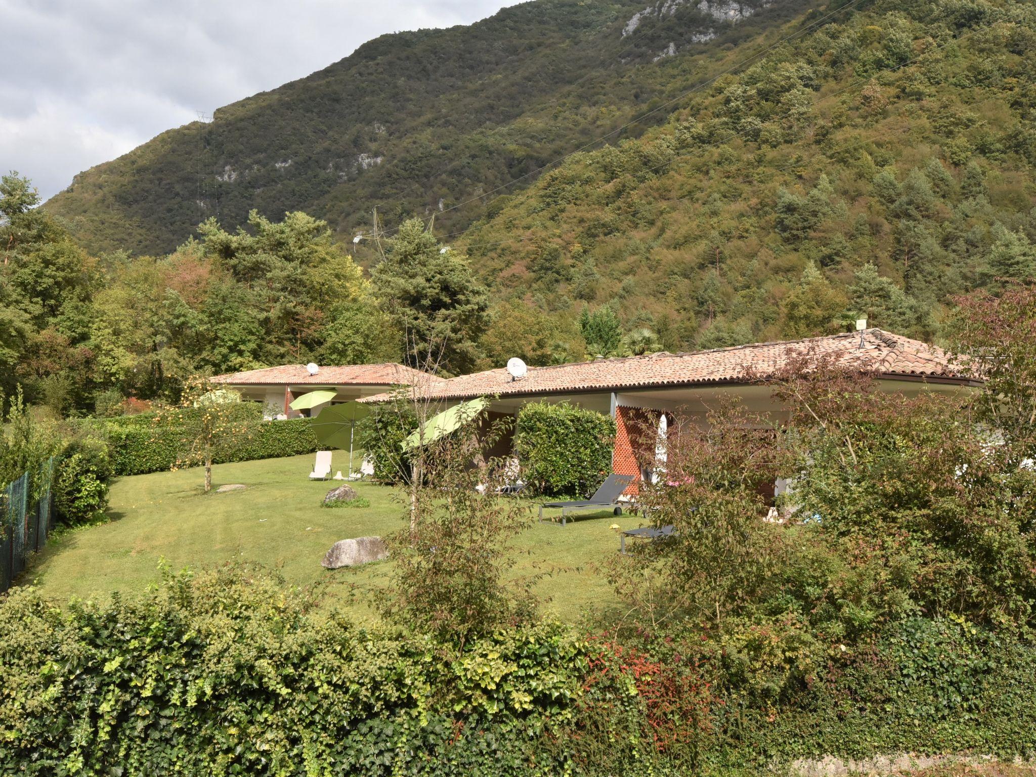 Foto 17 - Casa de 2 quartos em Idro com jardim e terraço