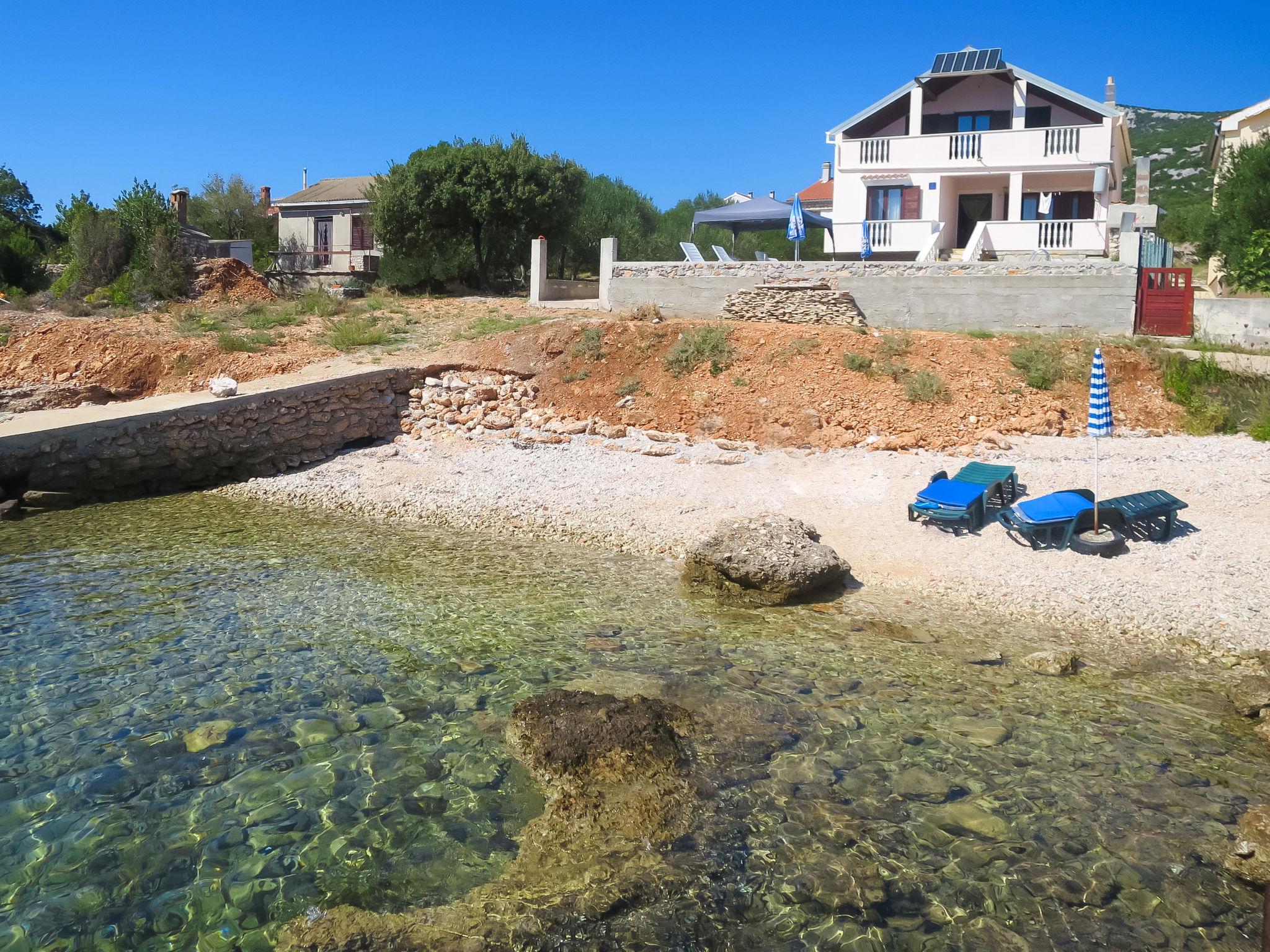 Foto 1 - Casa de 3 habitaciones en Pašman con piscina privada y vistas al mar