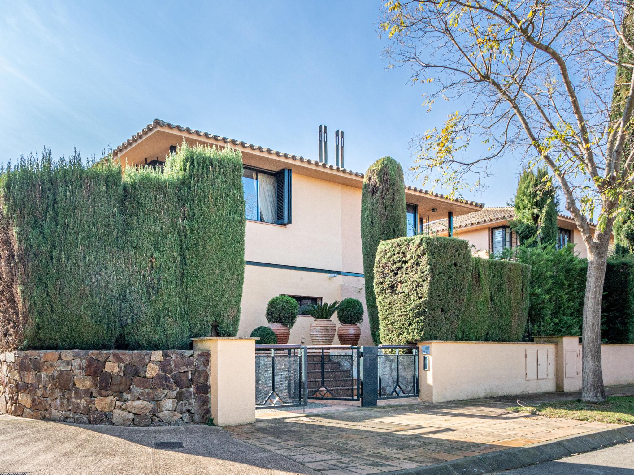 Photo 26 - Maison de 2 chambres à Navata avec piscine privée et vues à la mer