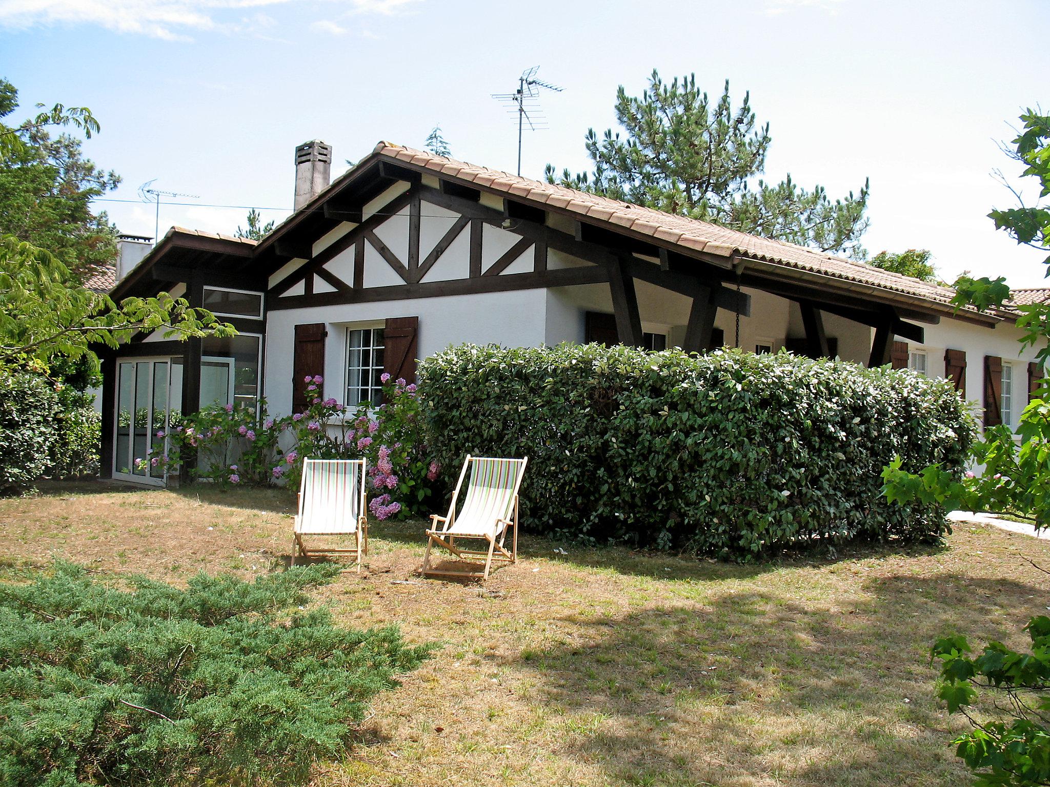 Foto 1 - Casa de 3 habitaciones en Mimizan con terraza