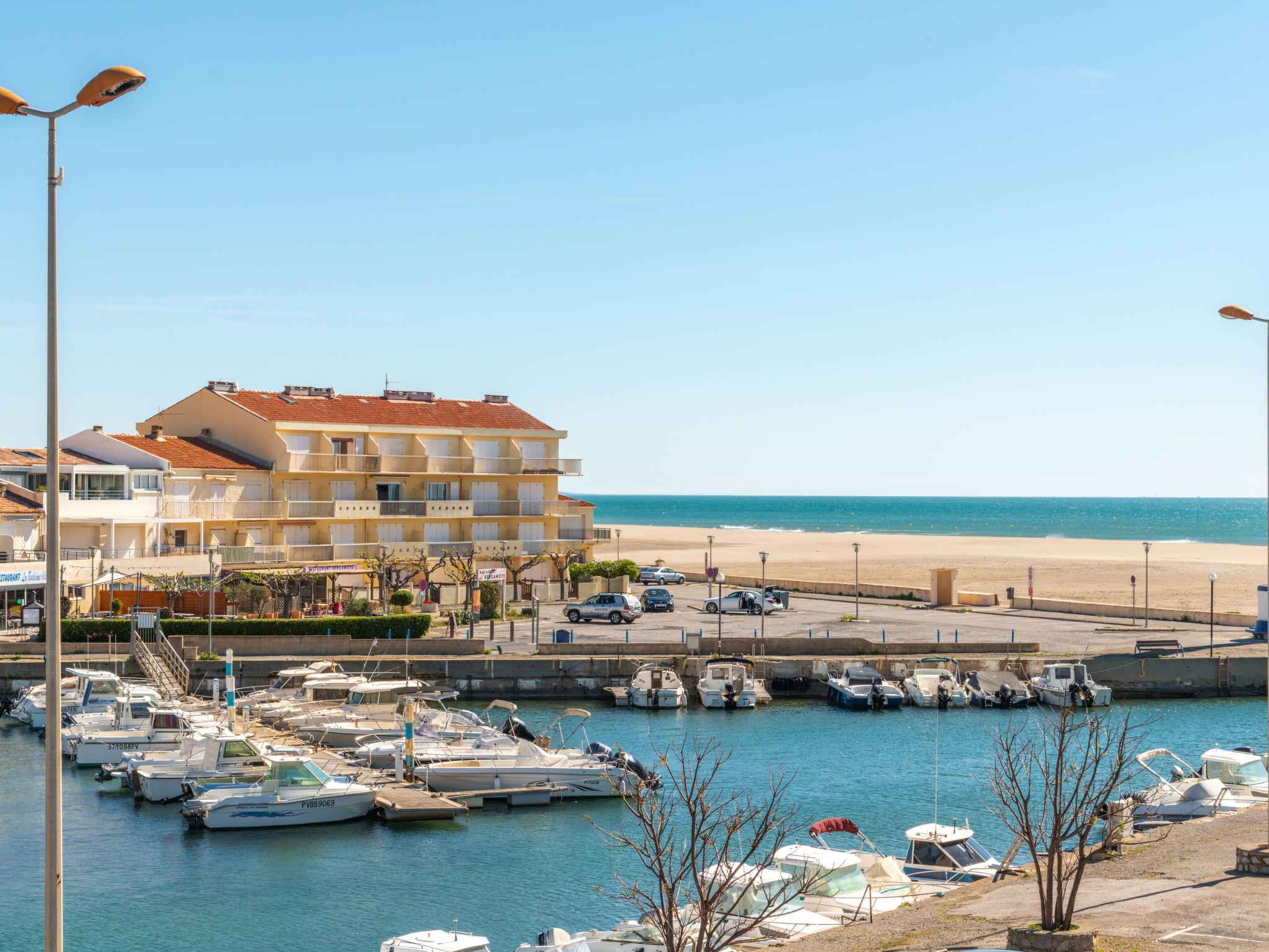 Foto 10 - Apartamento de 1 habitación en Narbonne con vistas al mar